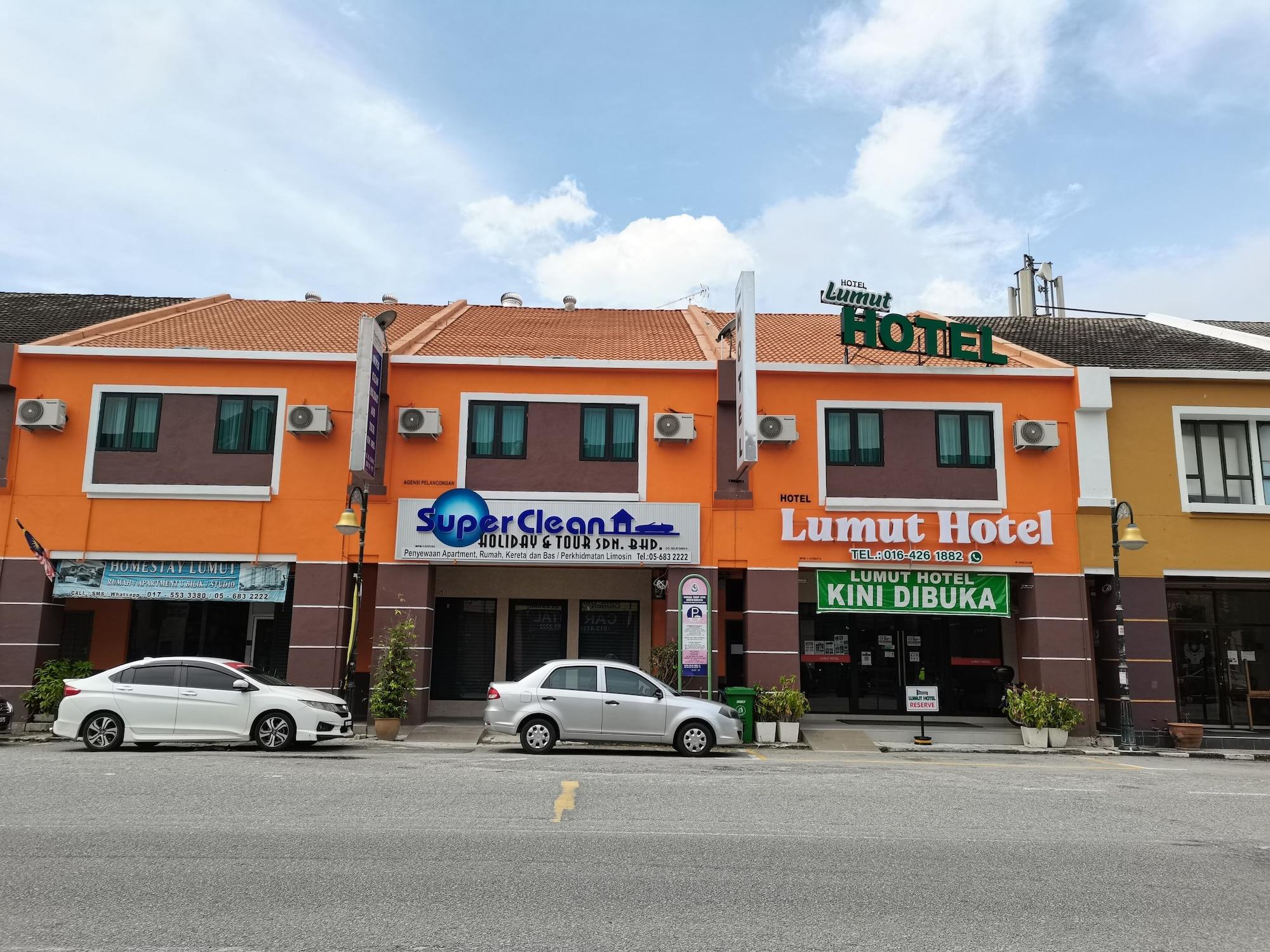 Vista Exterior Lumut Hotel