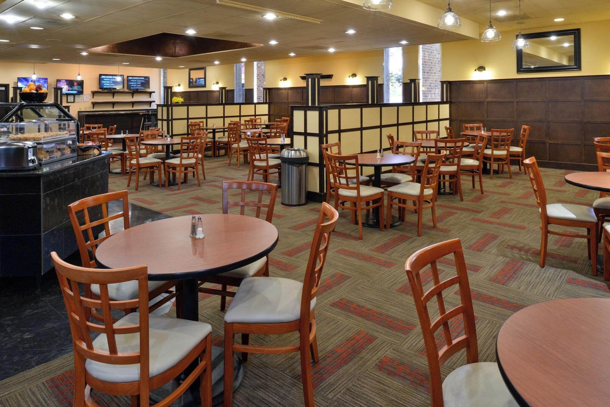 Restaurant Hawthorne Inn and Conference Center