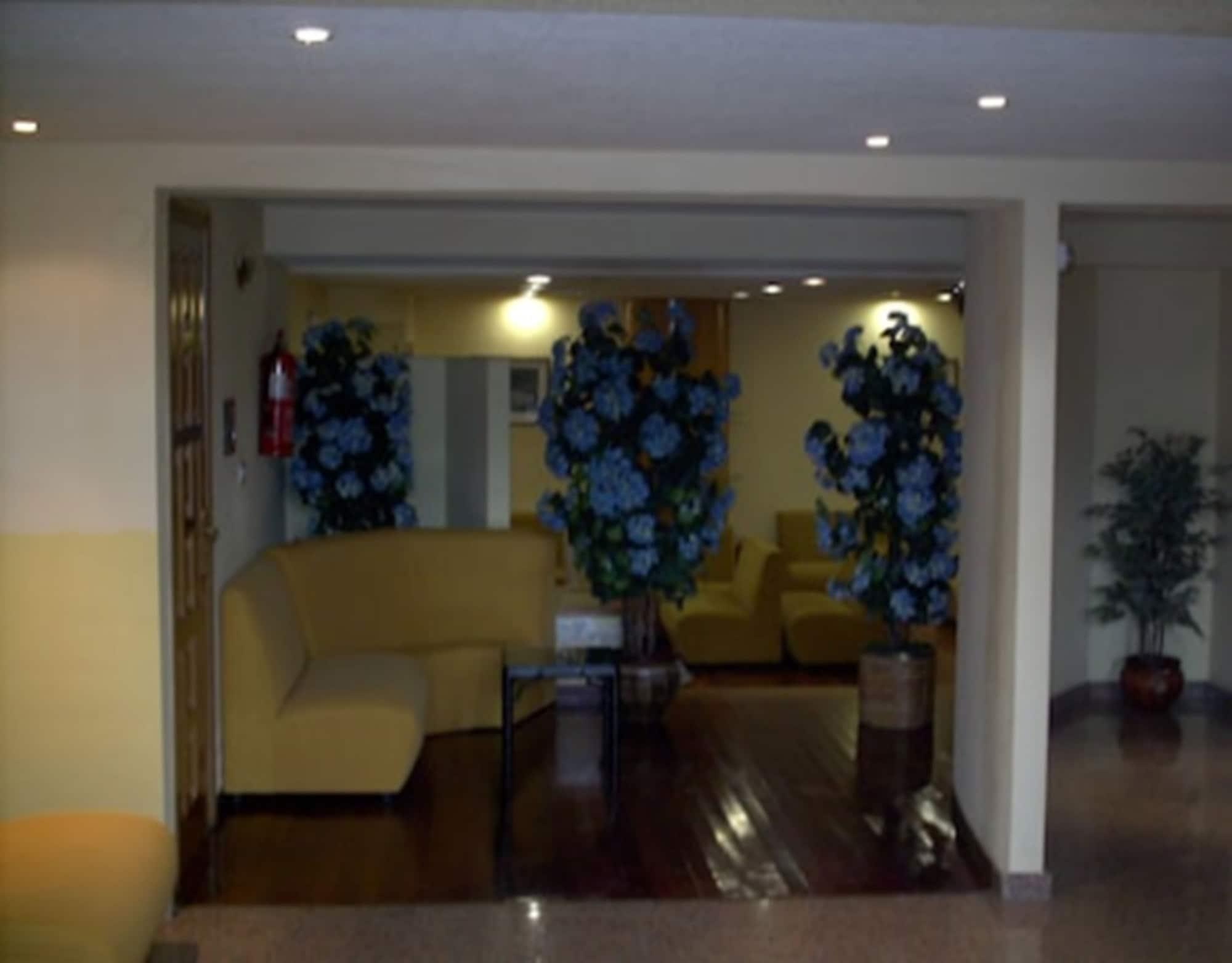 Vista Lobby Duerming Villa de Sarria Hotel