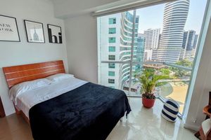 Alquiler Vacacional - R1 805 - ¡Vista al Río Guayas! Puerto Santa Ana. Piscina, Sauna y Gimnasio.