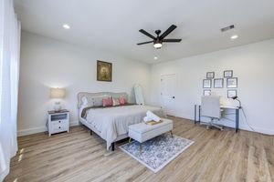 Alquiler Vacacional - Modern Cozy Home with King Bed