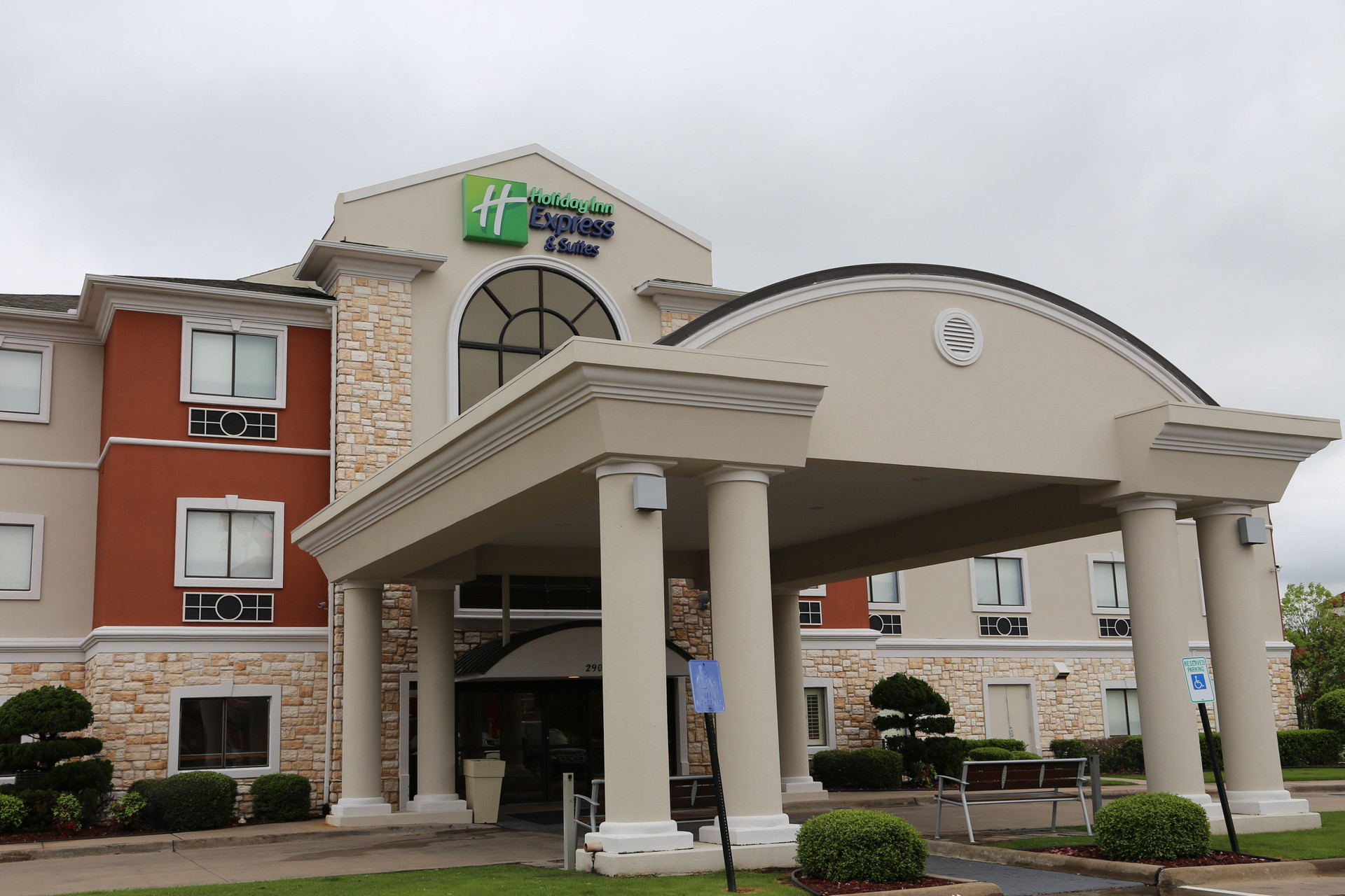 Vista Exterior Holiday Inn Express & Suites Greenville