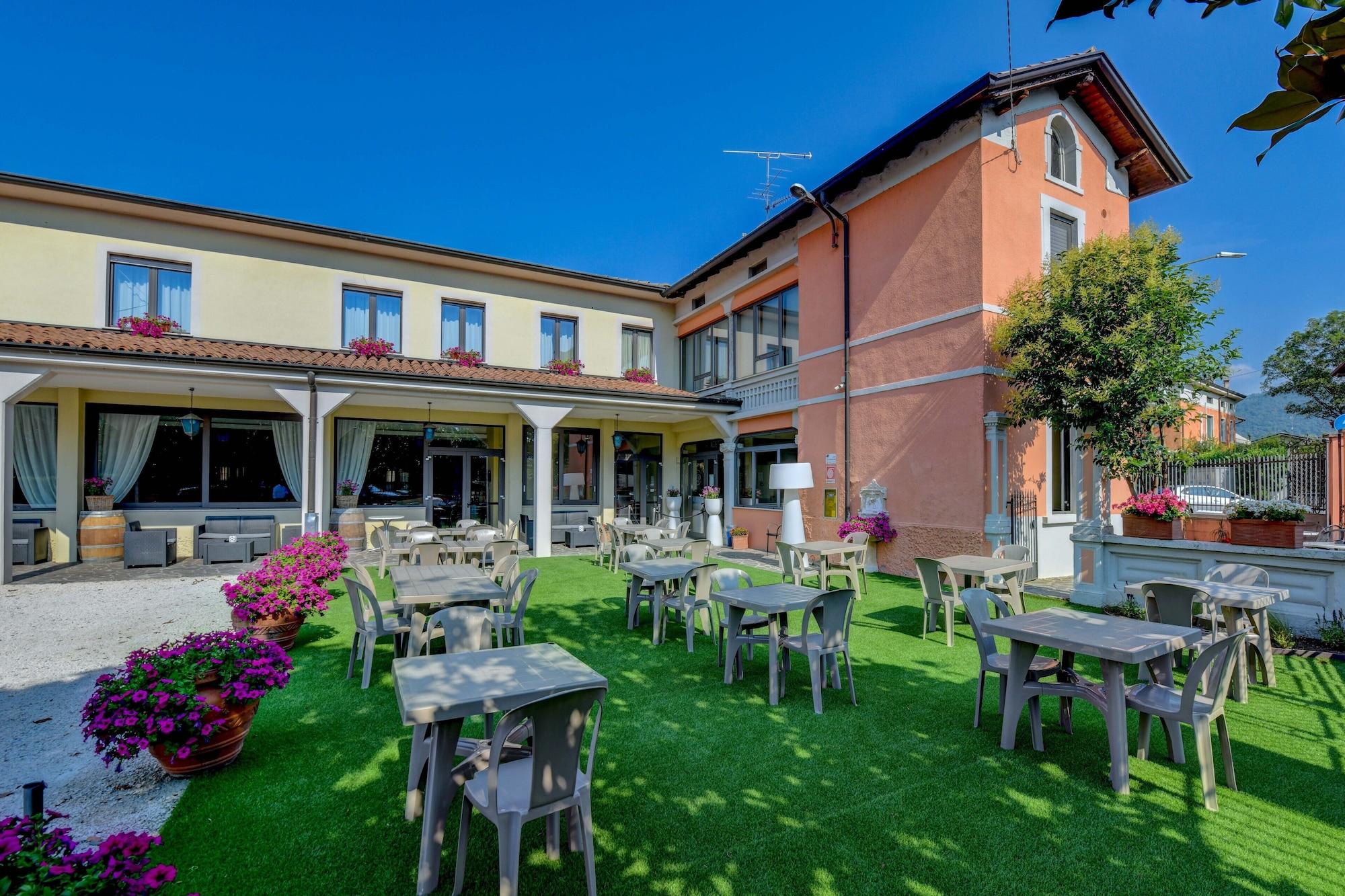 Comodidades del Alojamiento Hotel Locanda Primavera
