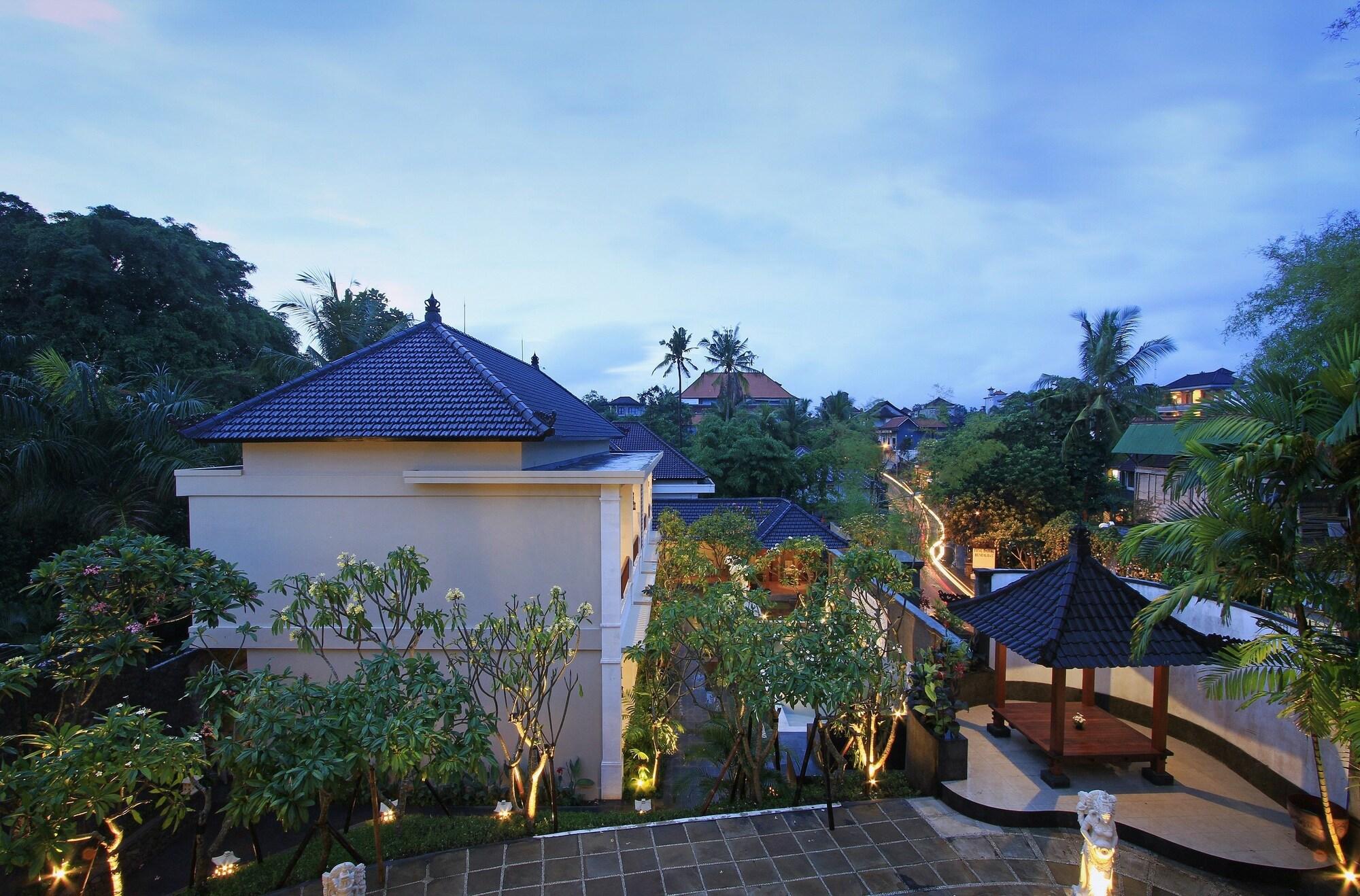 Vista Exterior Tebesaya Cottage by Pramana Villas