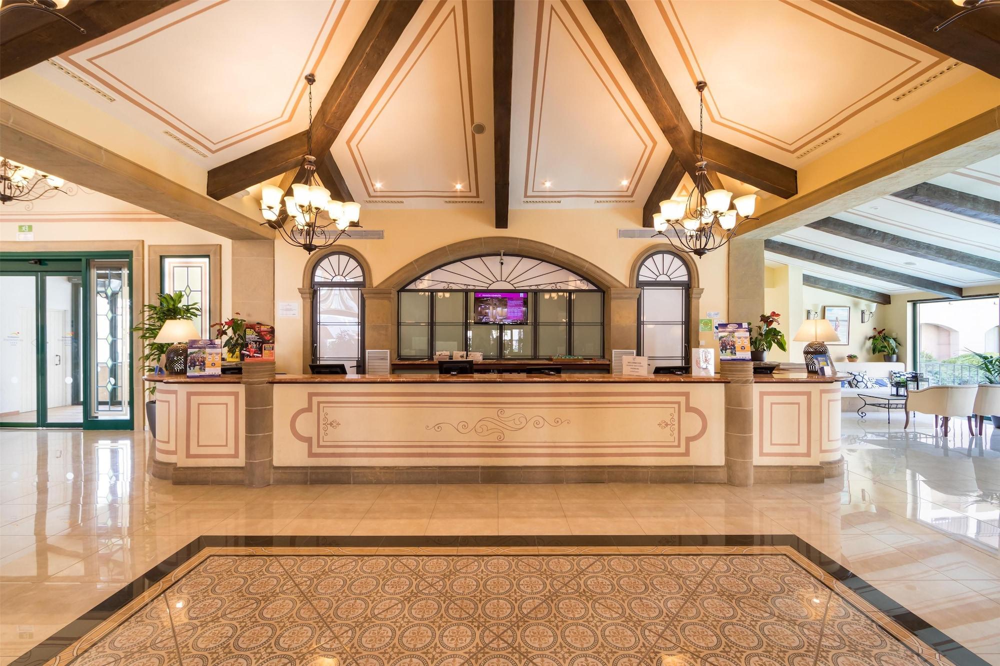 Vista Lobby Hotel PortAventura