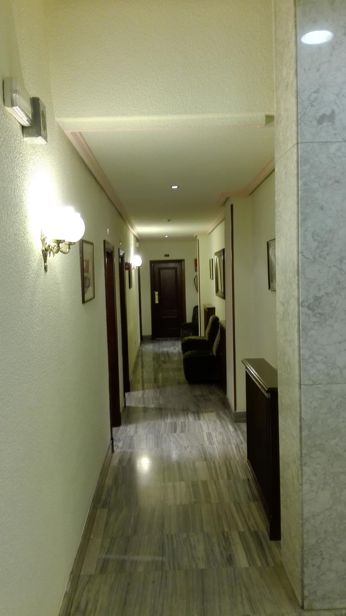 Varios Hotel Castellano Centro