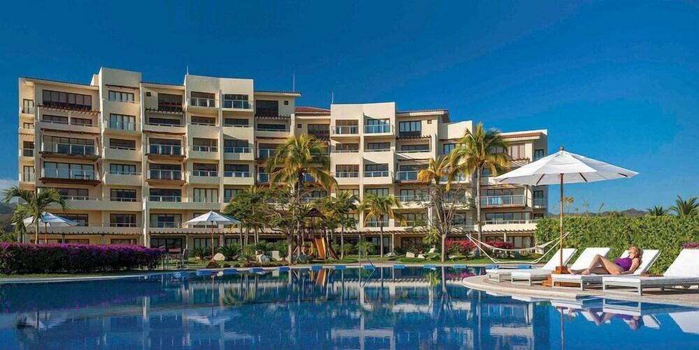 Vista Exterior Torre Mittah Ocean Views & Tranquility