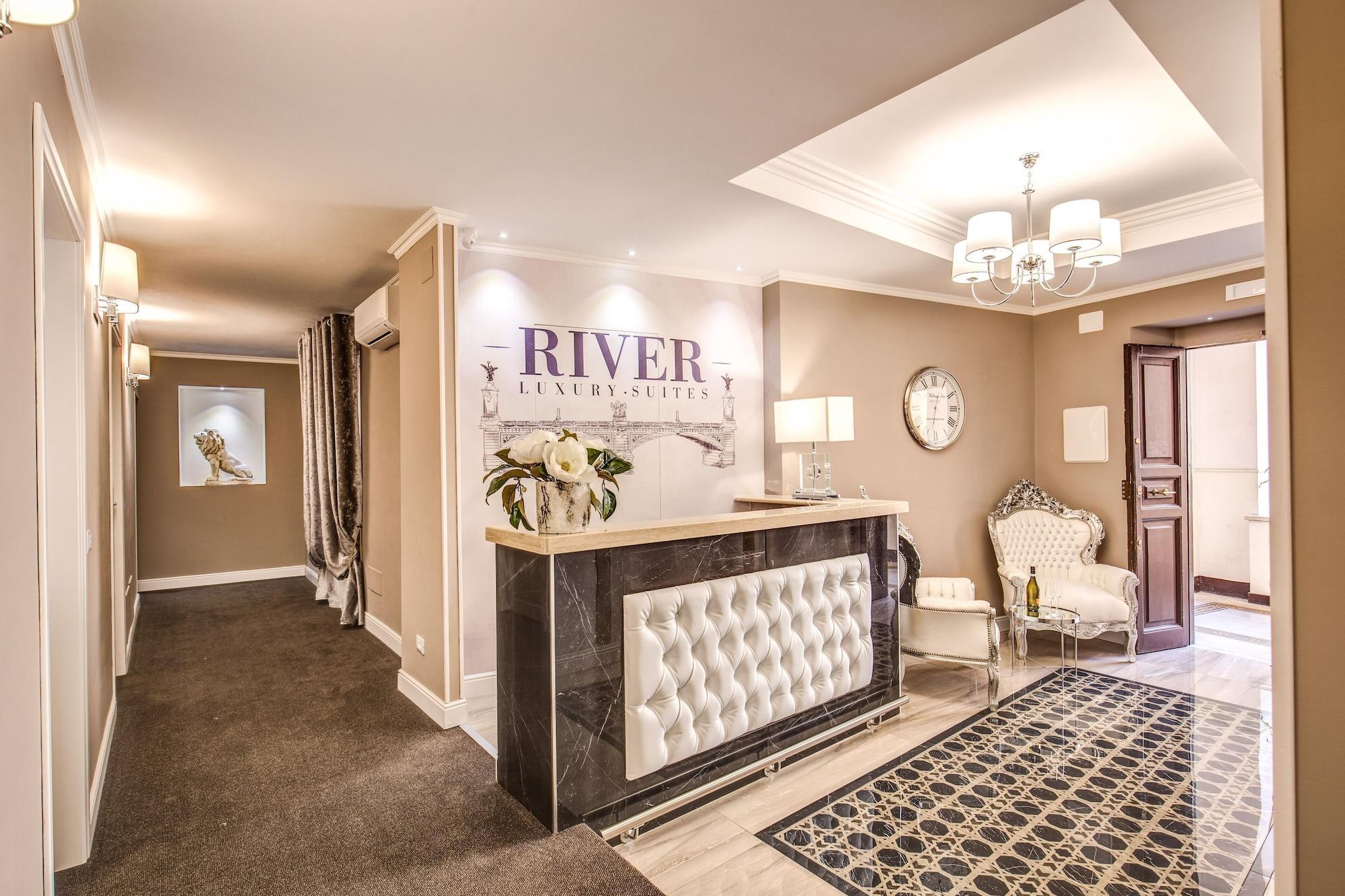 Vista Exterior River Luxury Suites