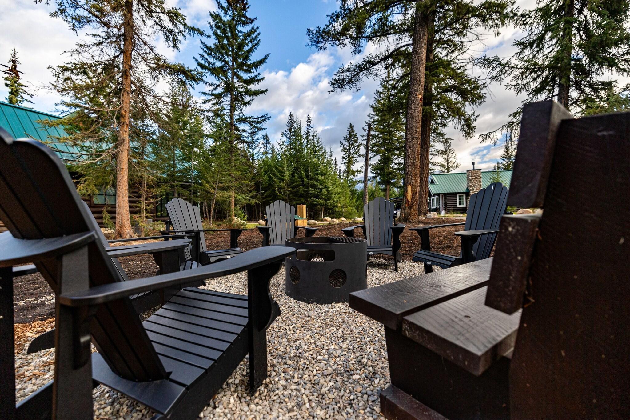 Varios Pine Bungalows