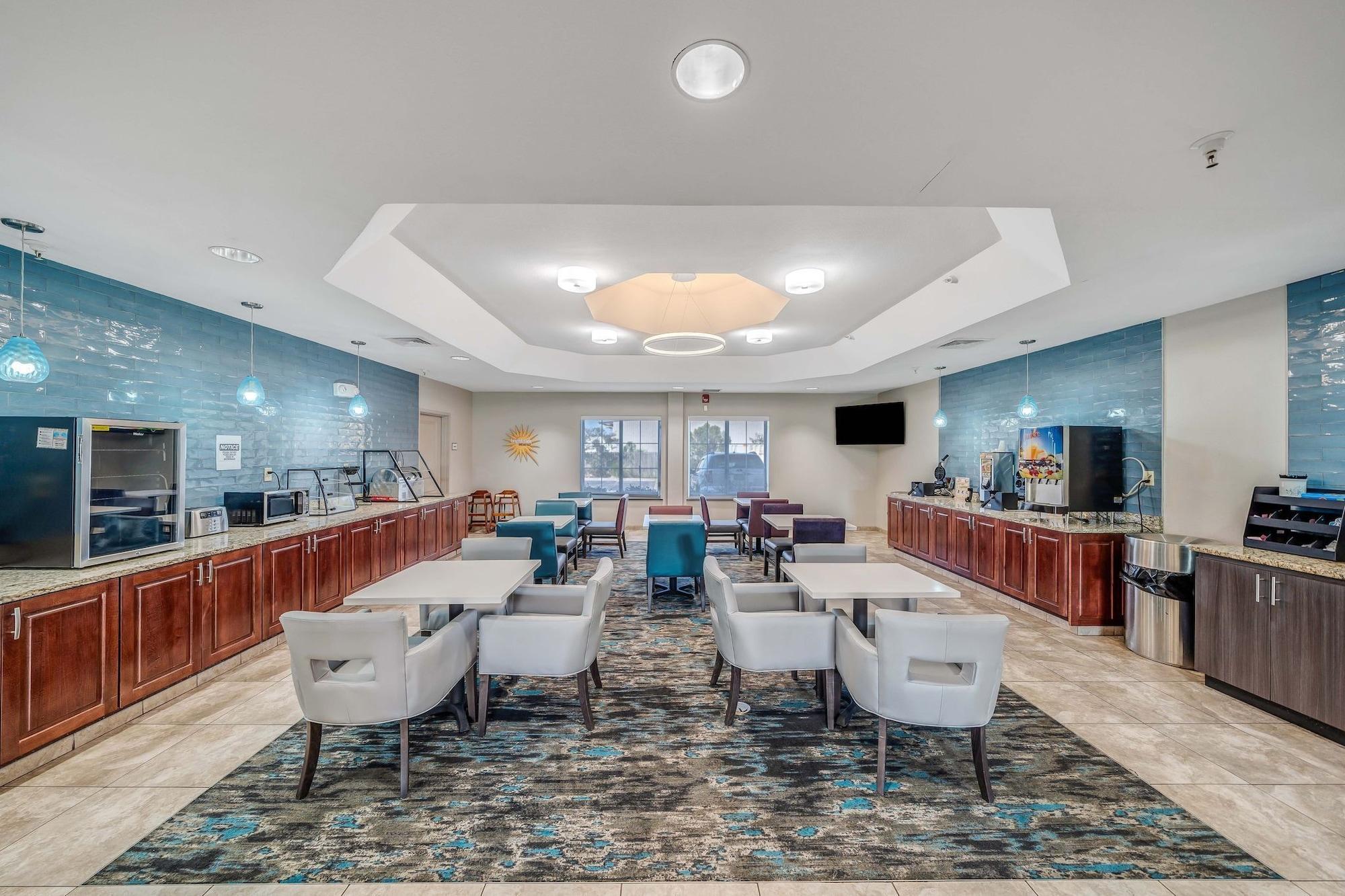 Restaurant La Quinta Inn & Suites by Wyndham PCB Pier Park area