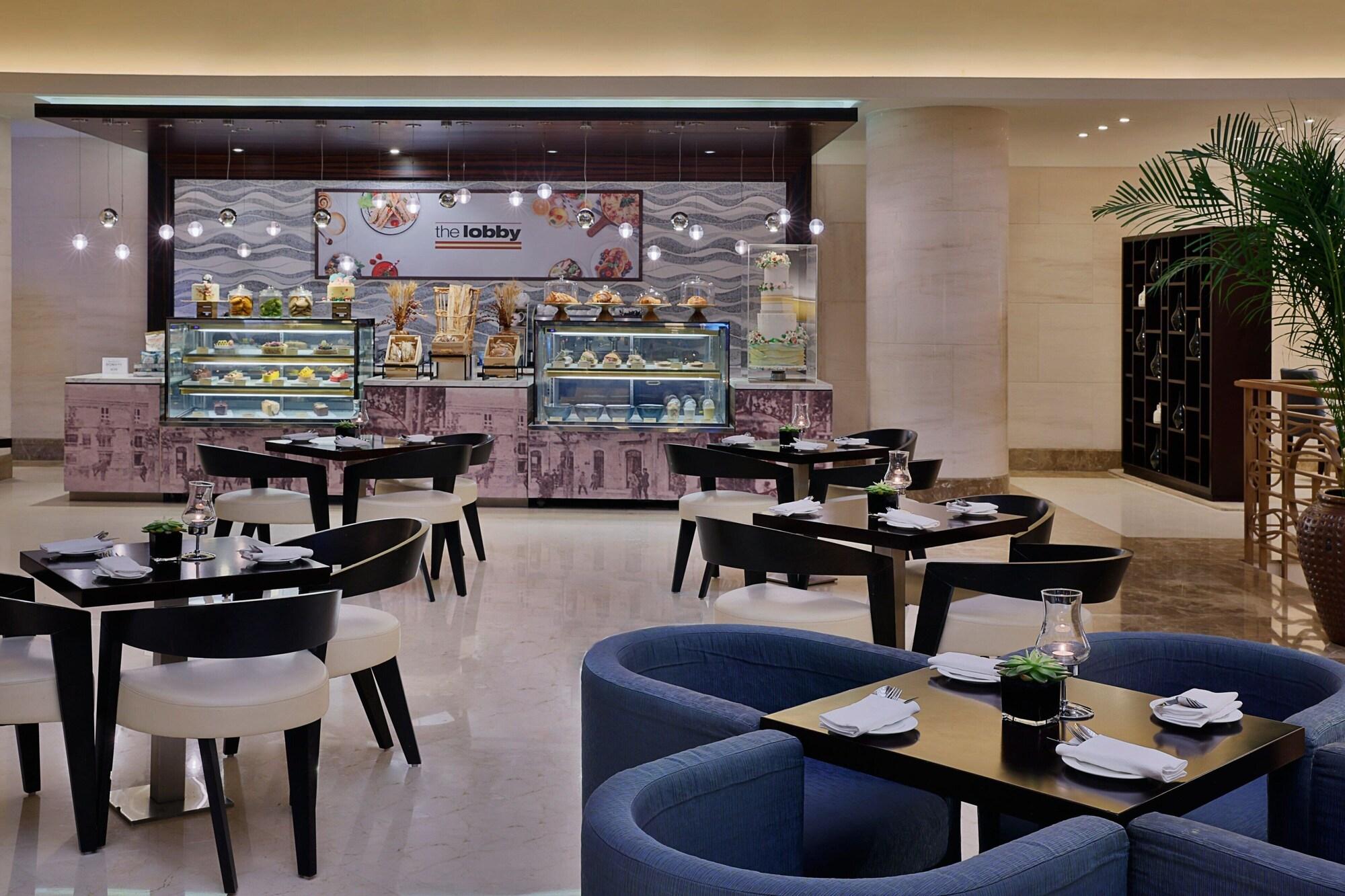 Vista Lobby Sheraton Dubai Creek Hotel & Towers