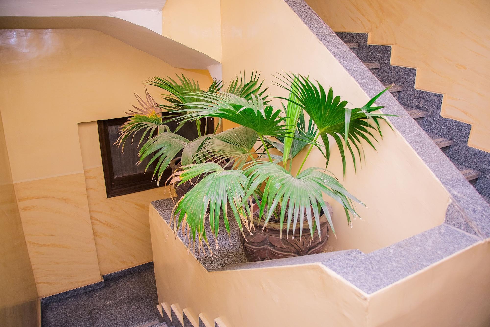 Varios Guardian Guest House