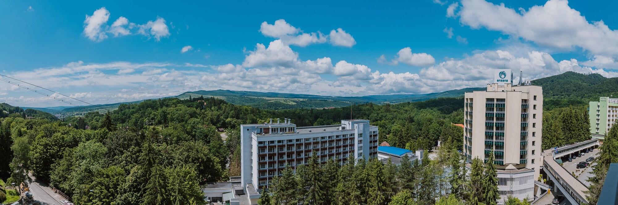 Vista Exterior Ensana Ursina
