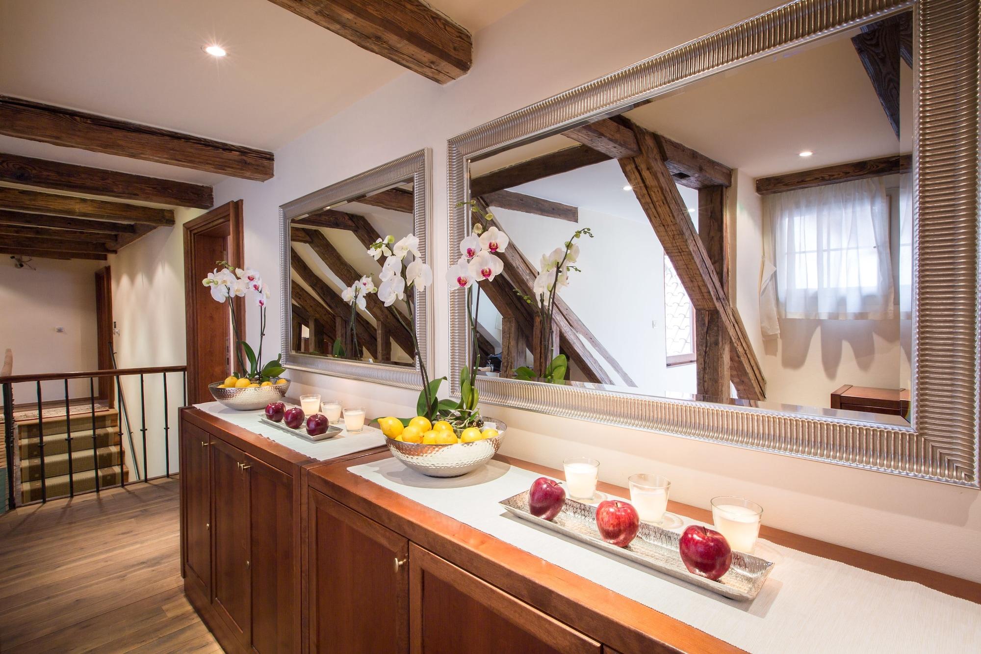 Restaurant Miss Sophie's Charles Bridge