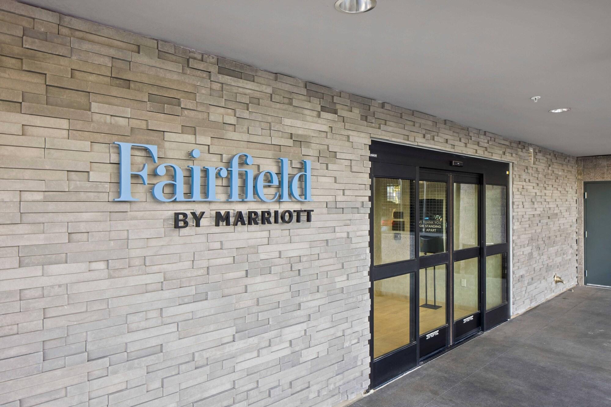 Vista Exterior Fairfield Inn & Suites by Marriott San Diego Pacific Beach