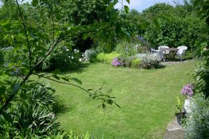 Alquiler Vacacional - Complete apartment with garden use