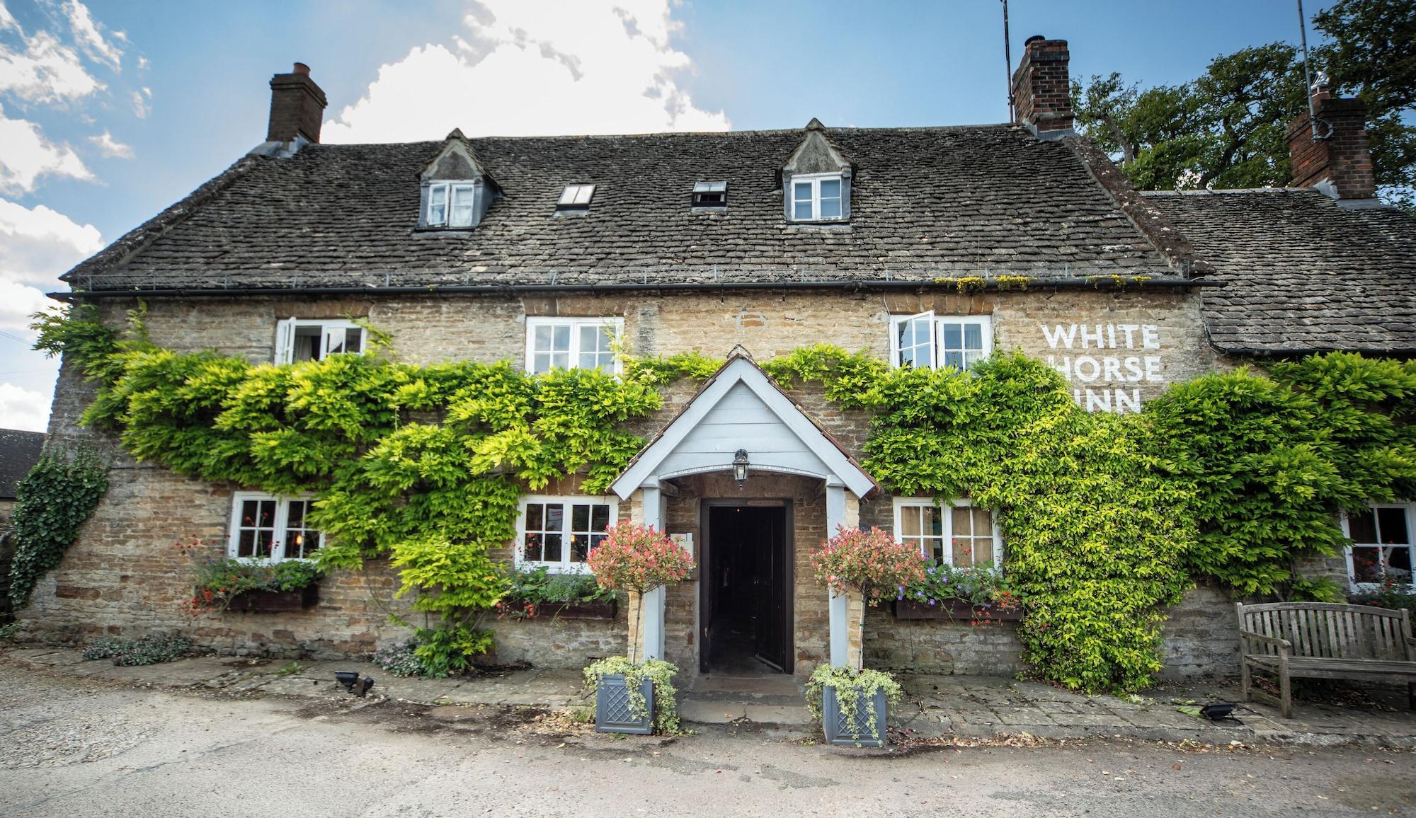 Varios The White Horse Inn