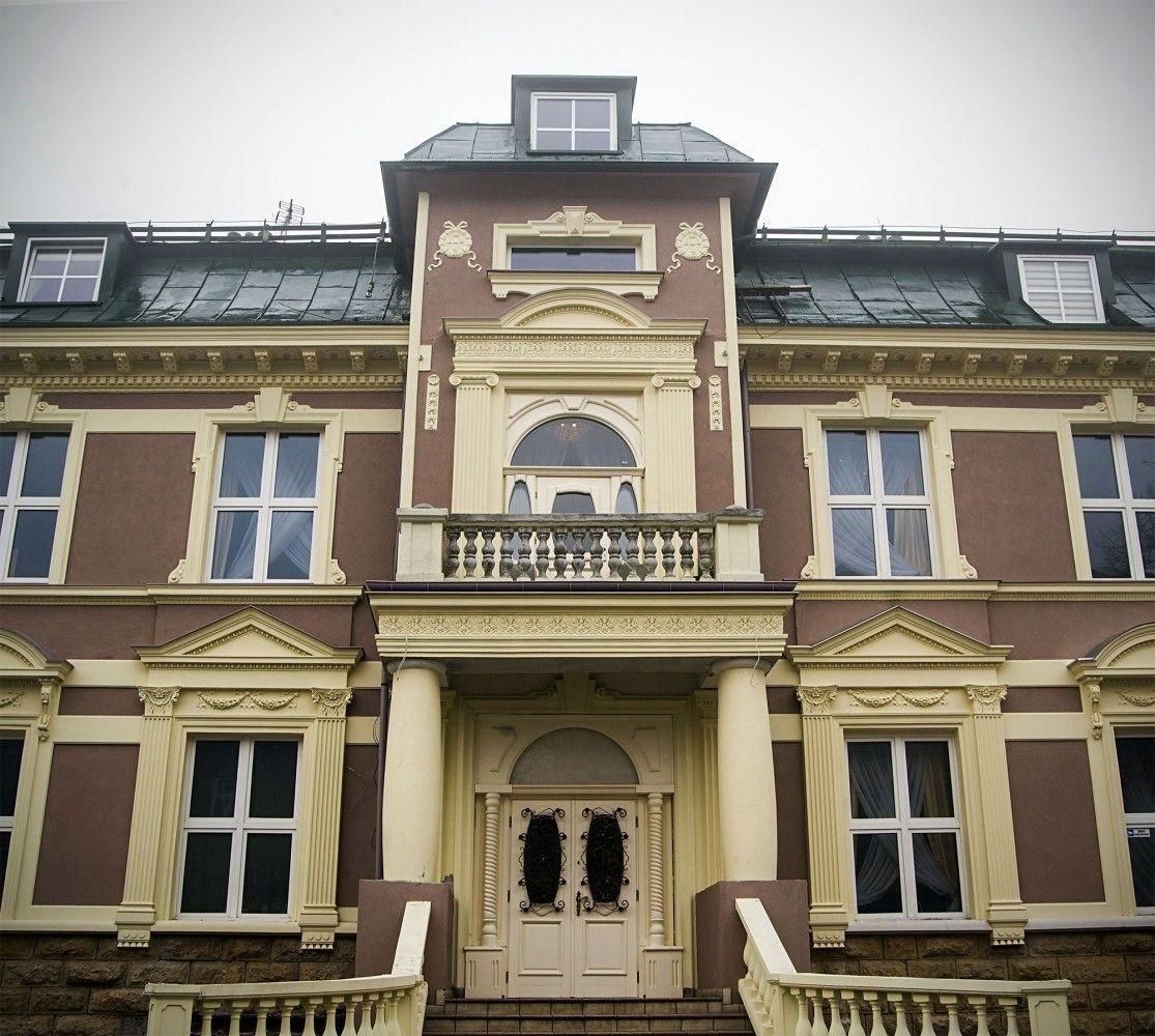 Vista Exterior Pałac Dąbrowa Górnicza