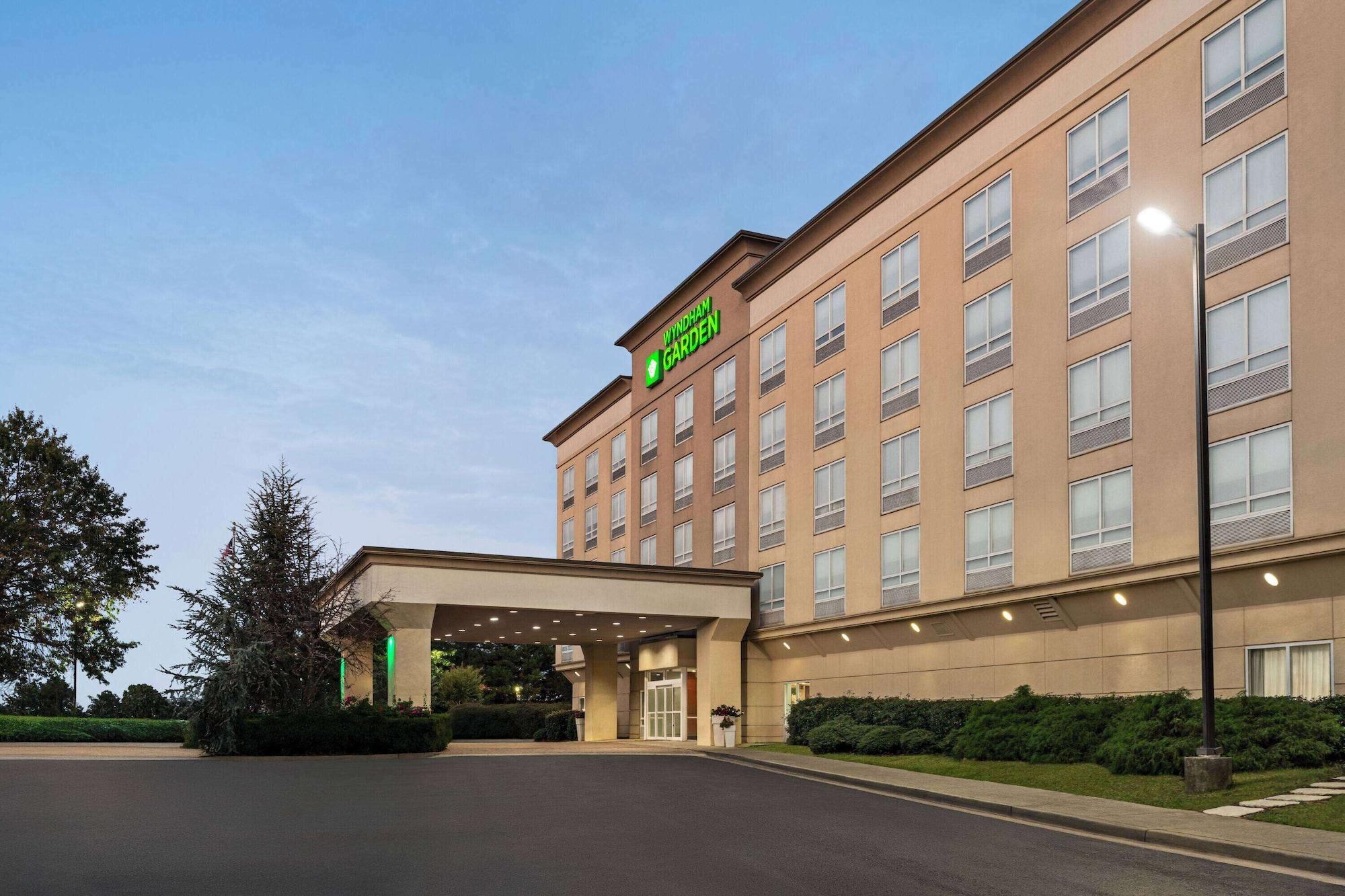 Vista Exterior Wyndham Garden Duluth