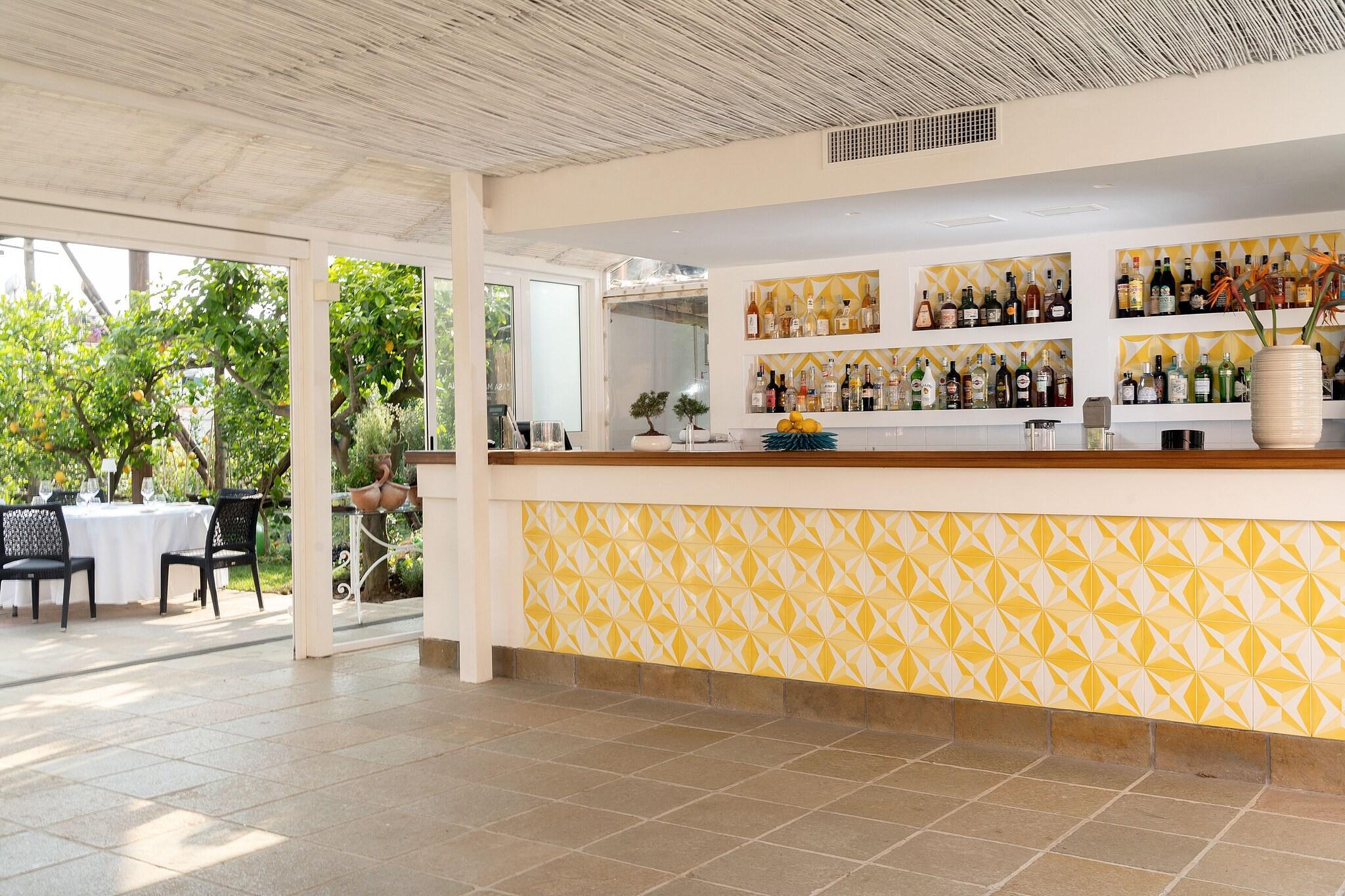 Bar/Salón Casa Mariantonia