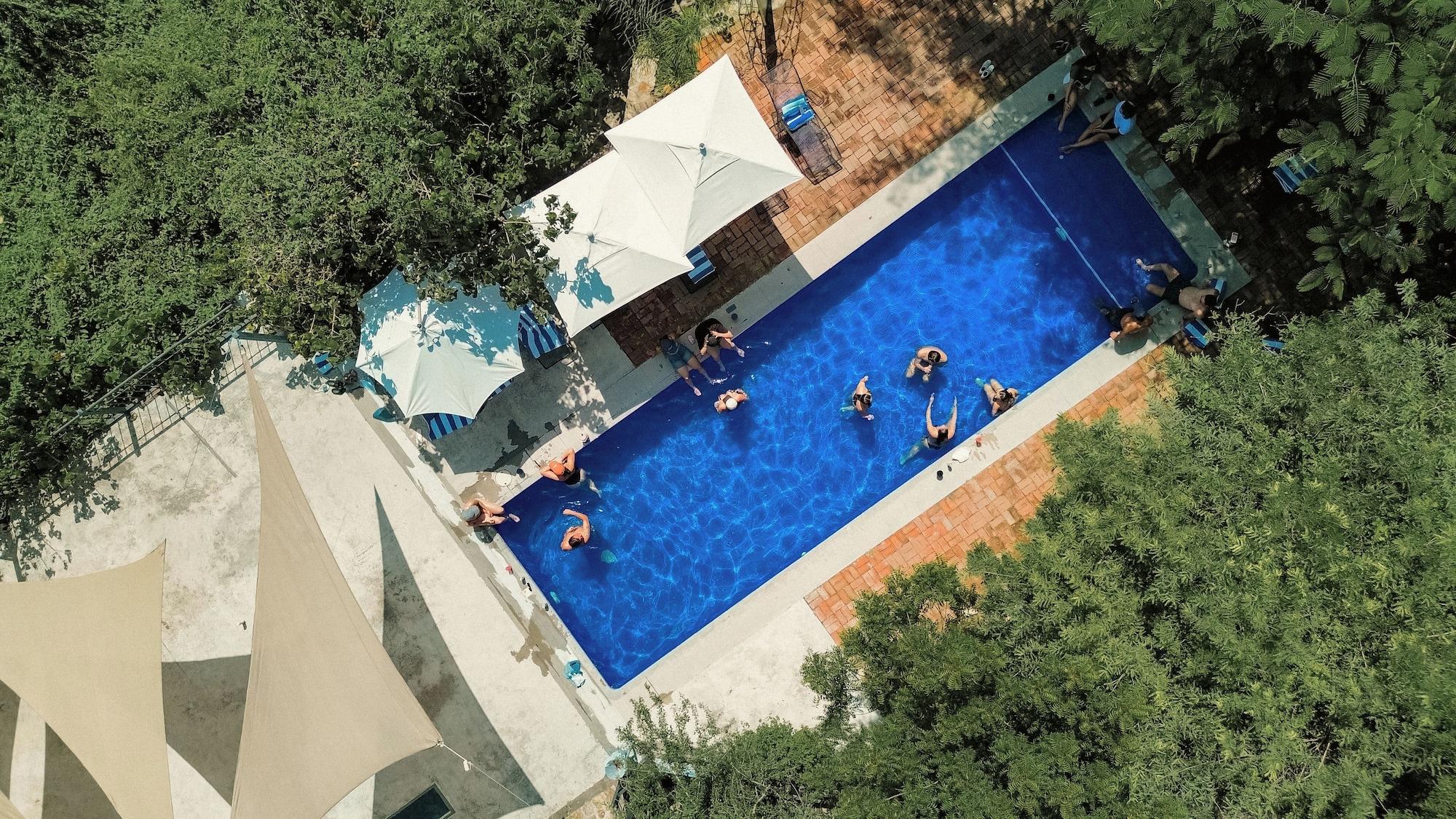 Varios Yauik Casa del Lago