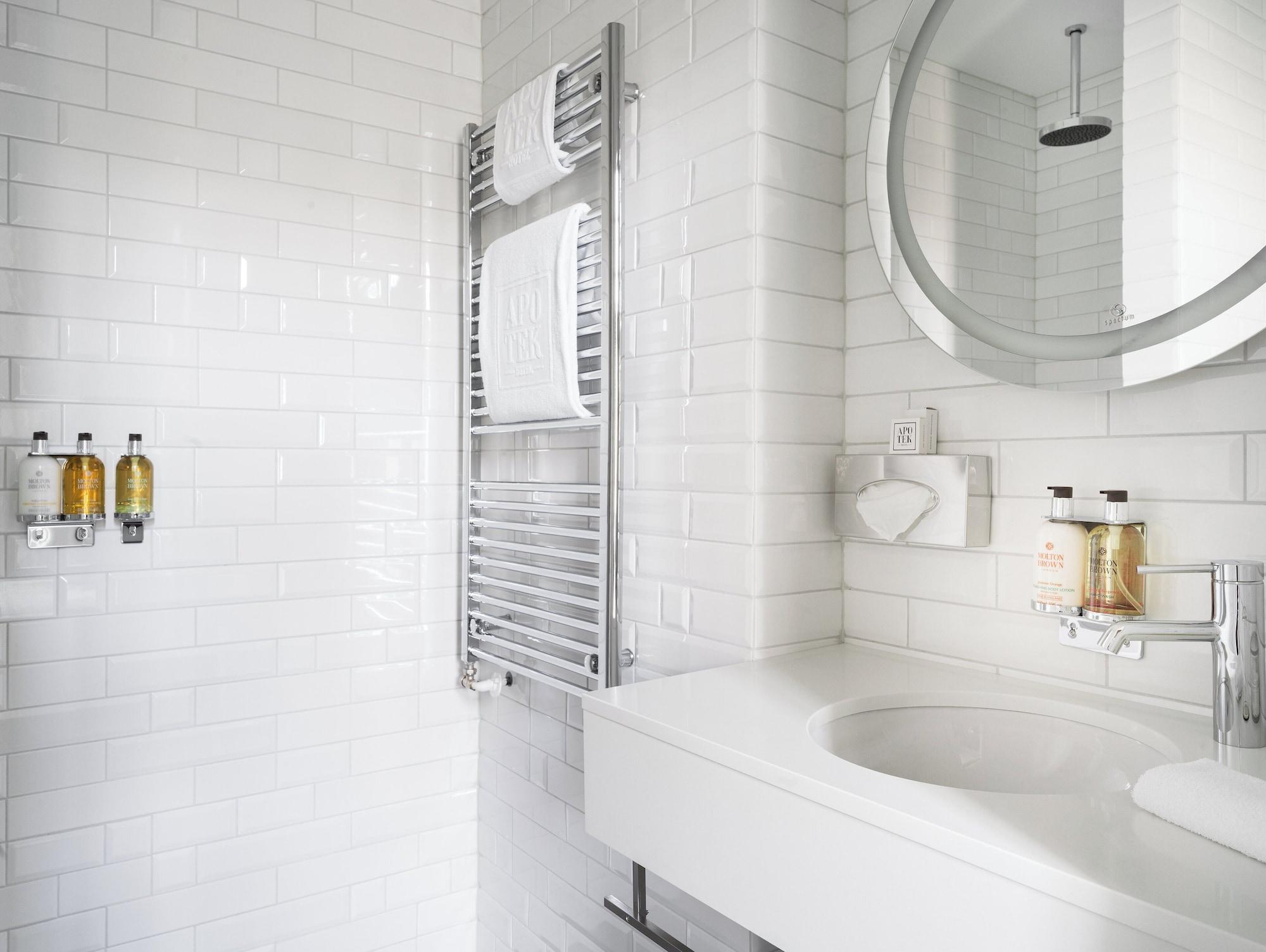 Equipamiento de Habitación Apotek Hotel by Keahotels