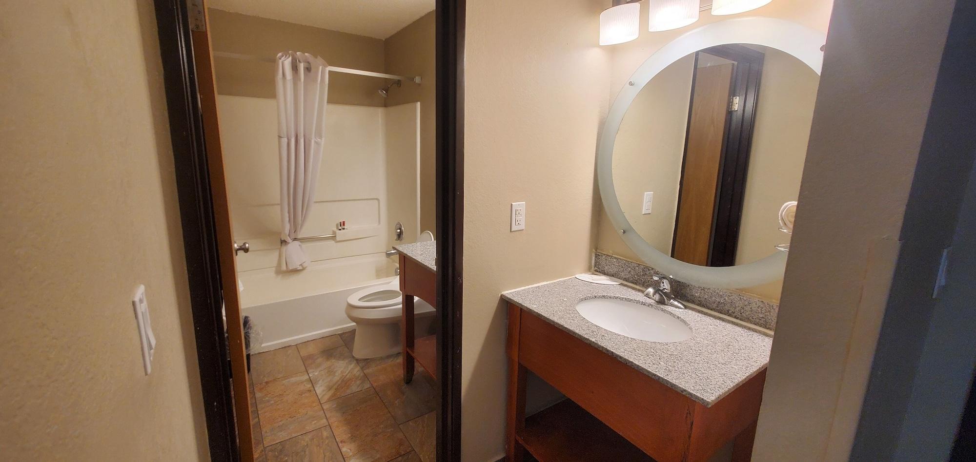 Equipamiento de Habitación Super 8 by Wyndham Sterling Heights/Detroit Area