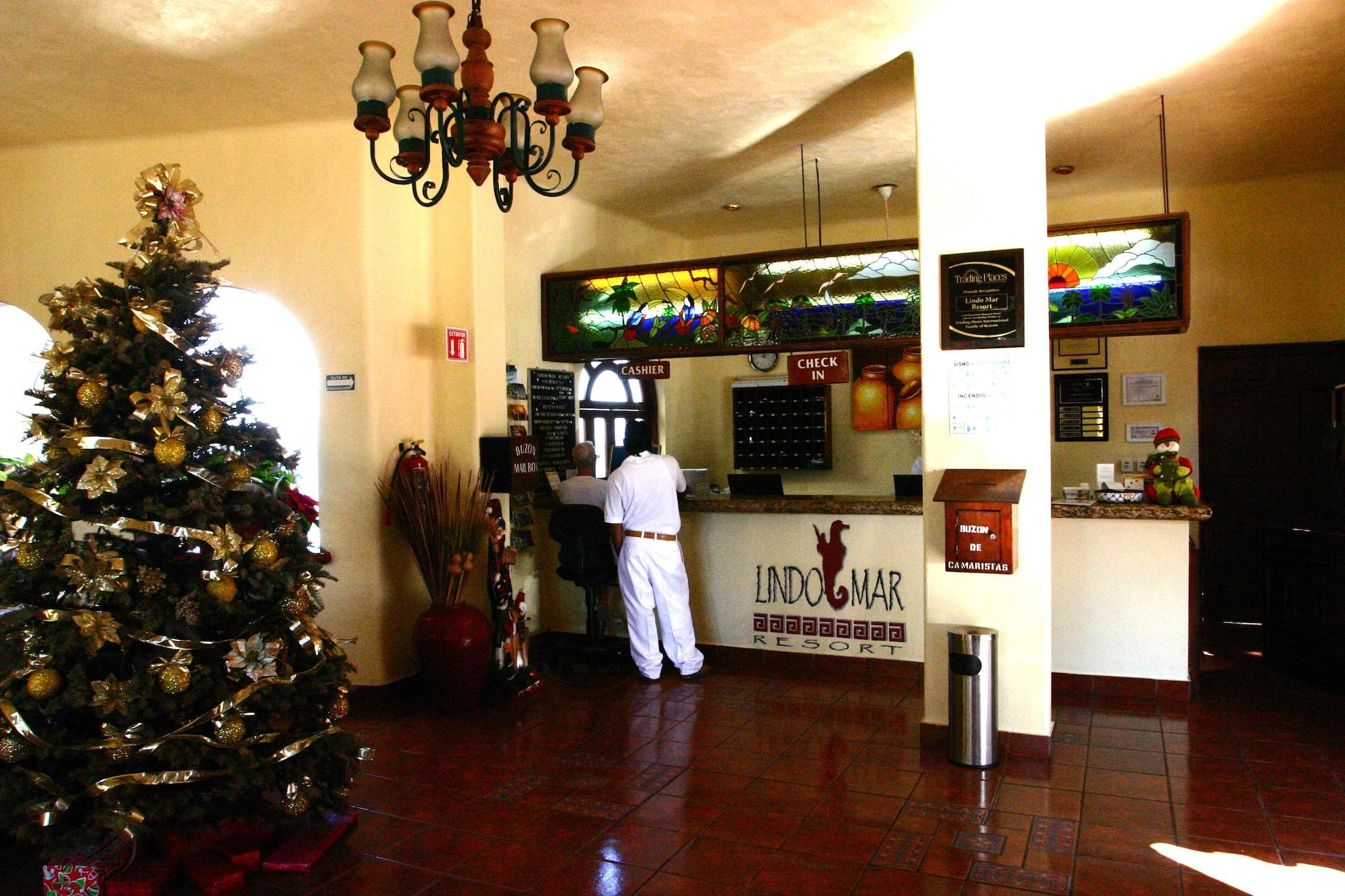 Vista Lobby Lindo Mar Resort