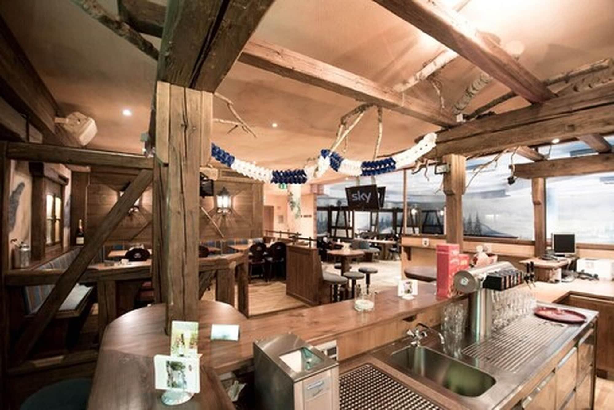 Bar/Salón Landgasthof Linde