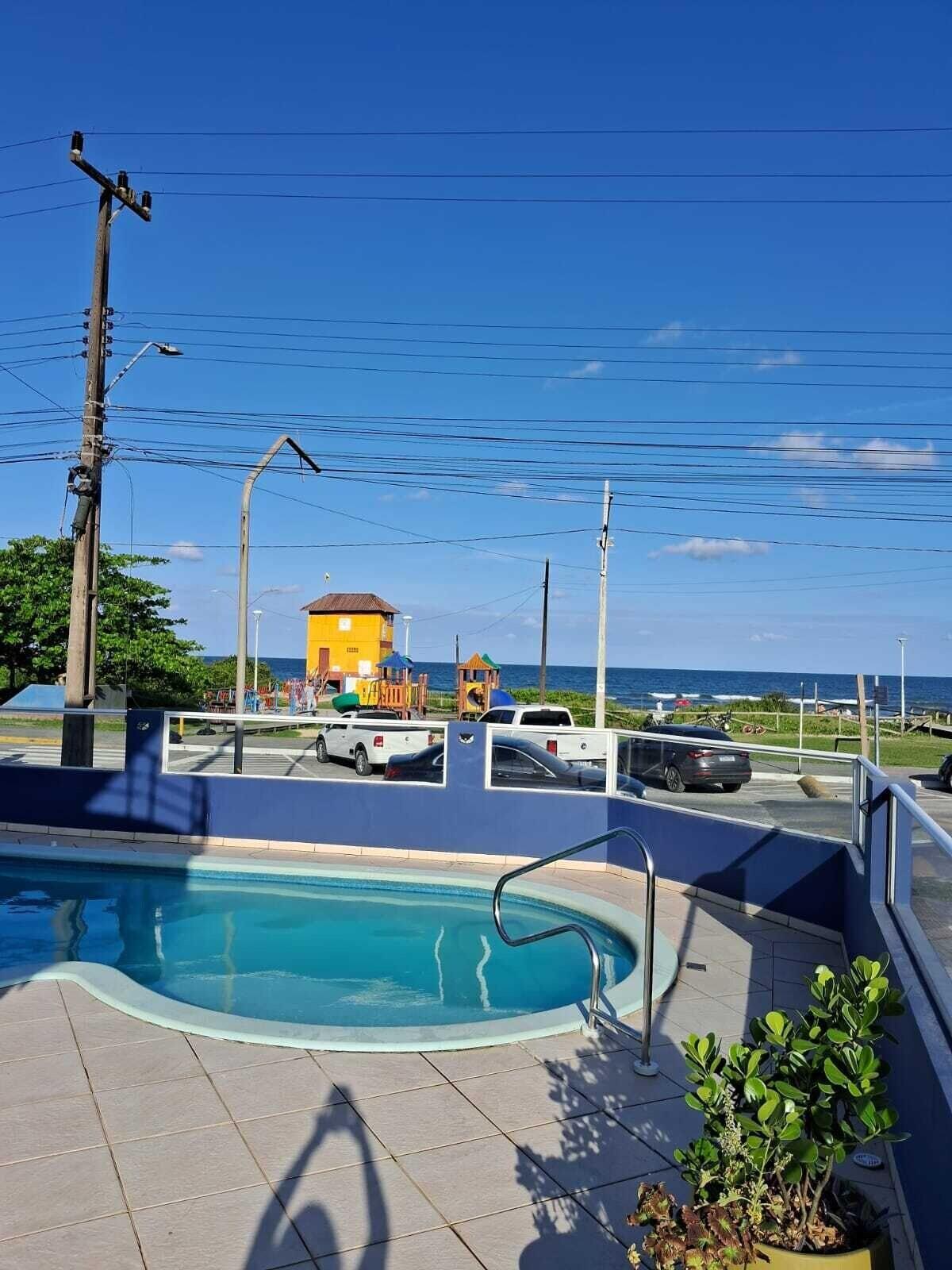 Vista da piscina Hotel Vila Águamar