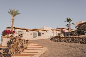 Alojamiento - El Camino Hotel & Suites