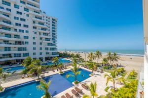 Alquiler Vacacional - Condominio frente al mar con acceso directo a la playa Morros Epic.