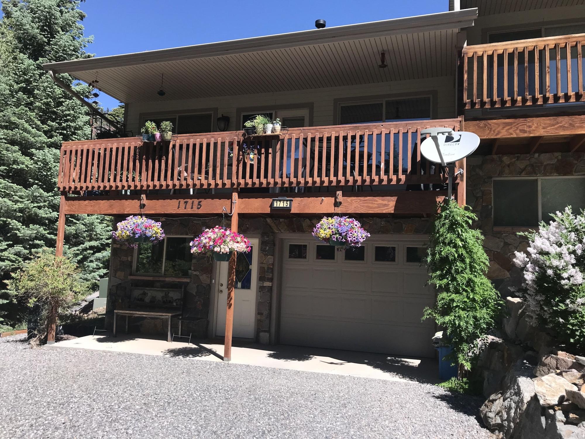 Vista Exterior Bridal Veil B&B