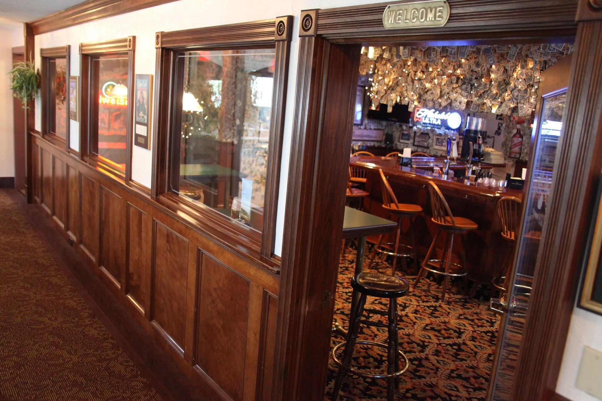 Vista Lobby Bayside Resort Hotel