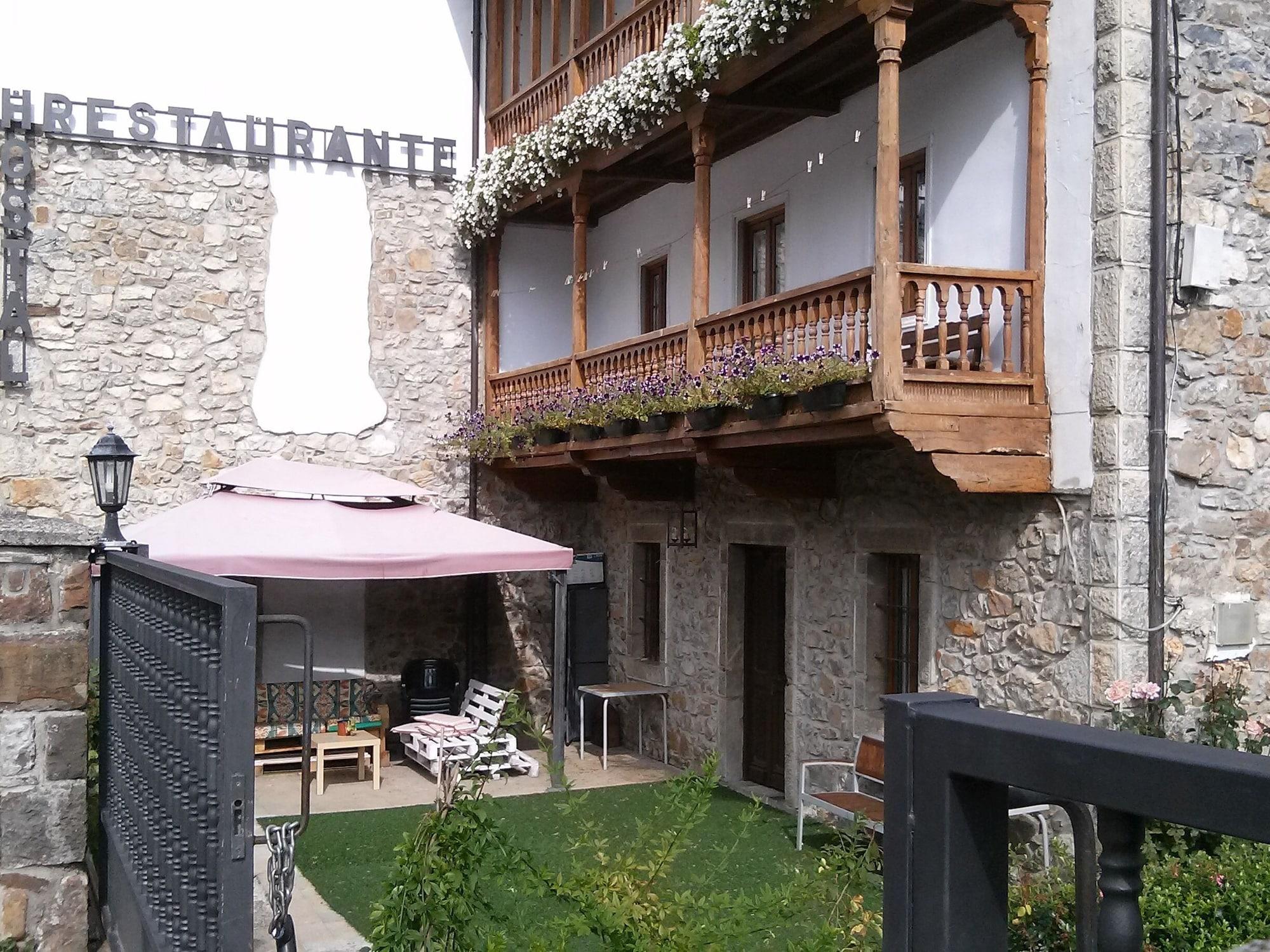 Vista Exterior Hostal Nevandi