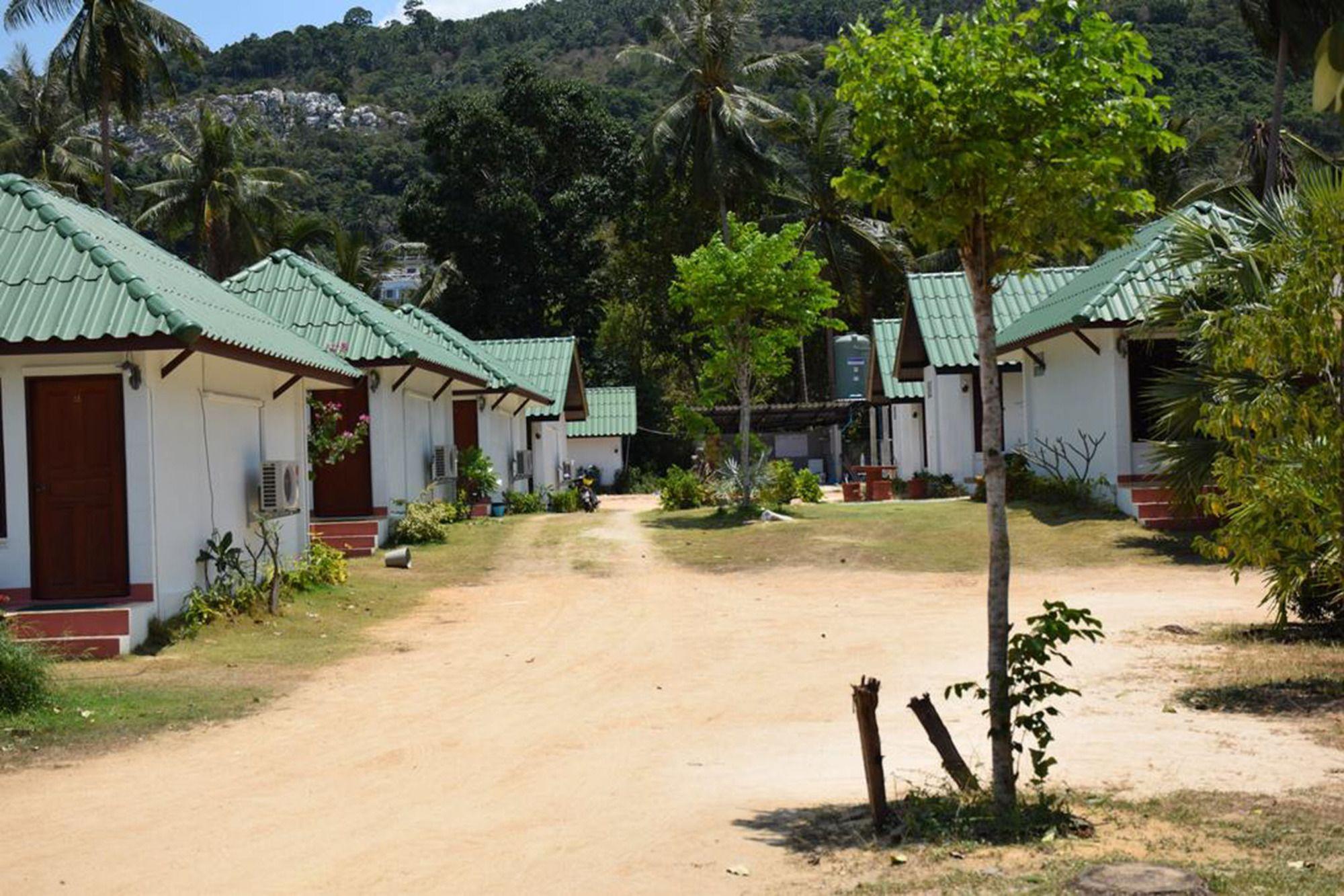 Vista Exterior Bang Po Resort