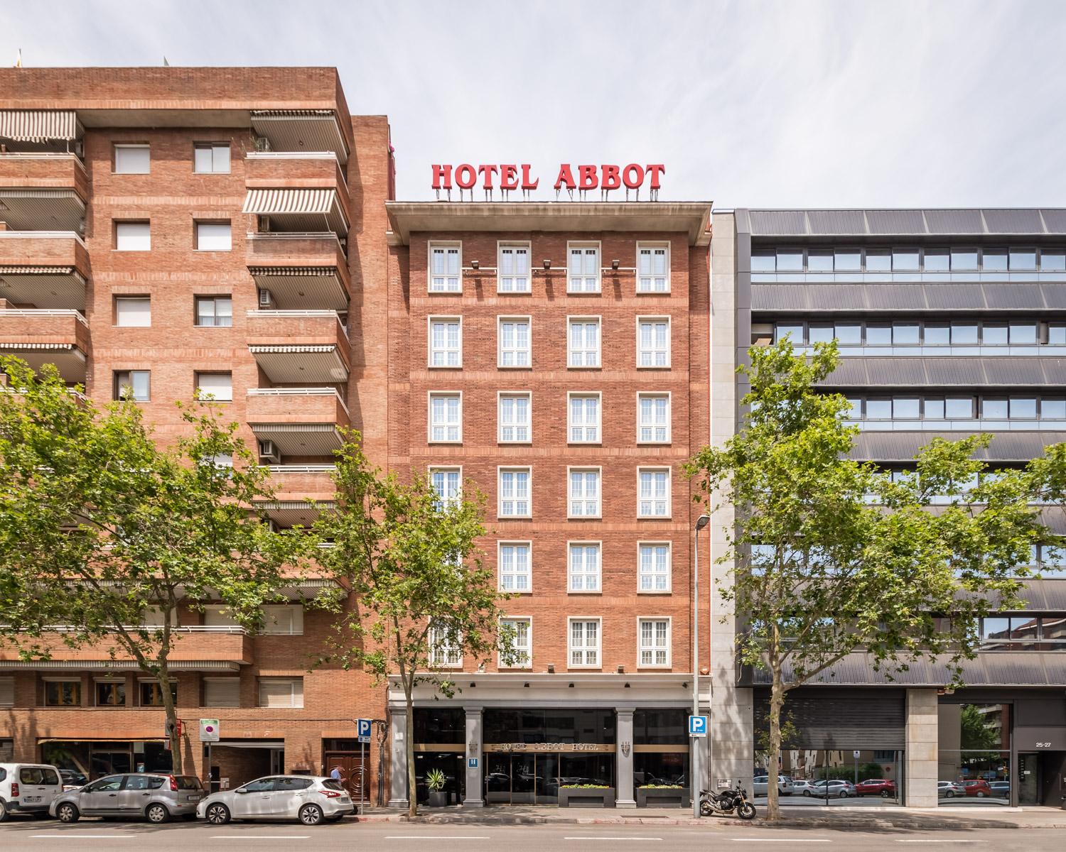 Vista Exterior Hotel Abbot