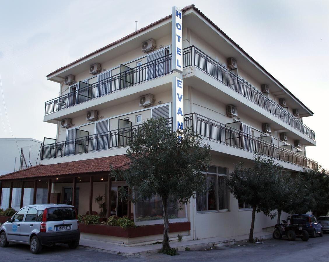 Vista Exterior Evans Hotel
