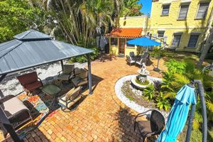 Alquiler Vacacional - Walk to Las Olas! Old Florida Oasis w/ Hot Tub