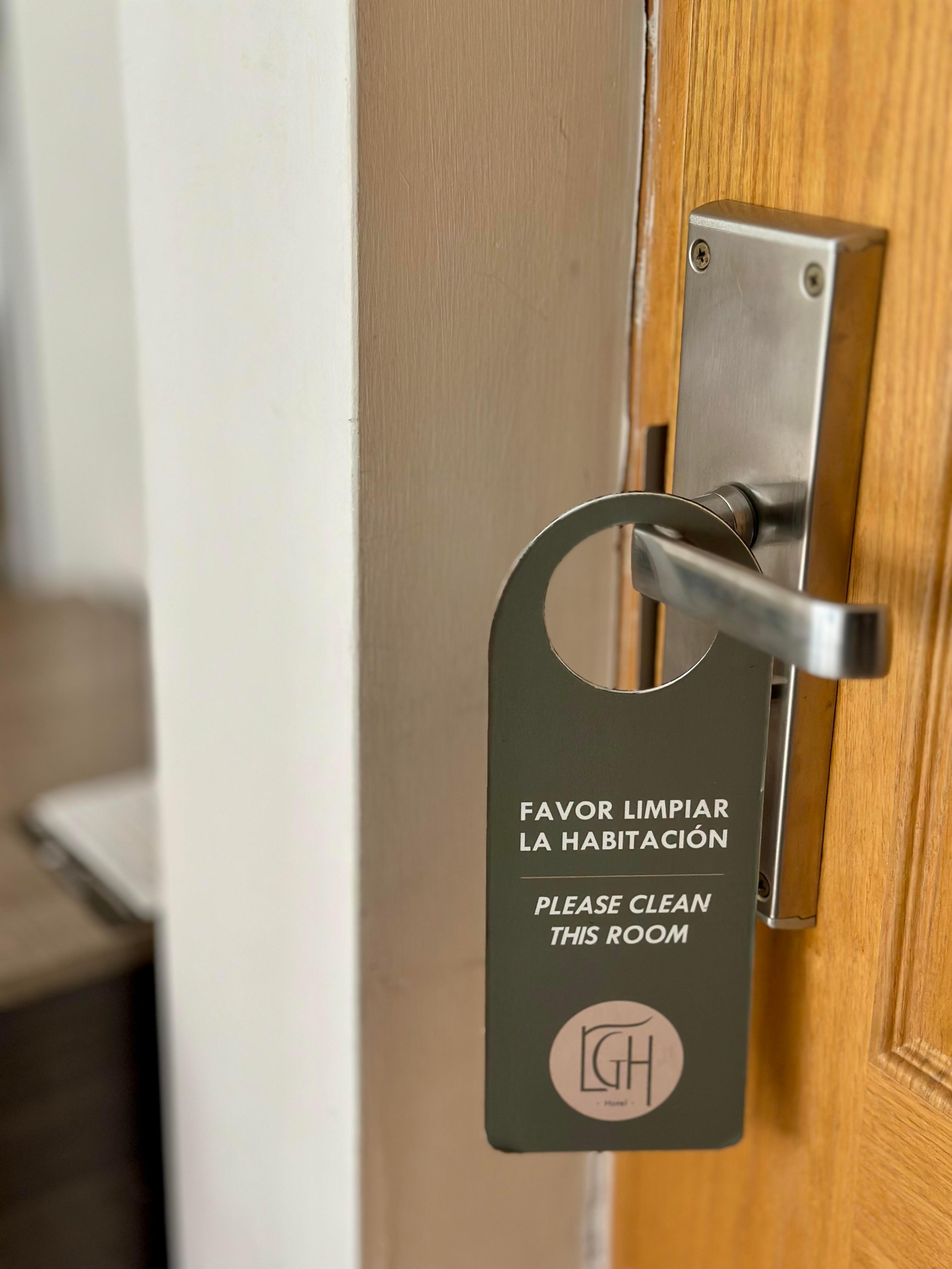 Set de Habitación LAURELES GUEST HOUSE (LGH HOTEL)