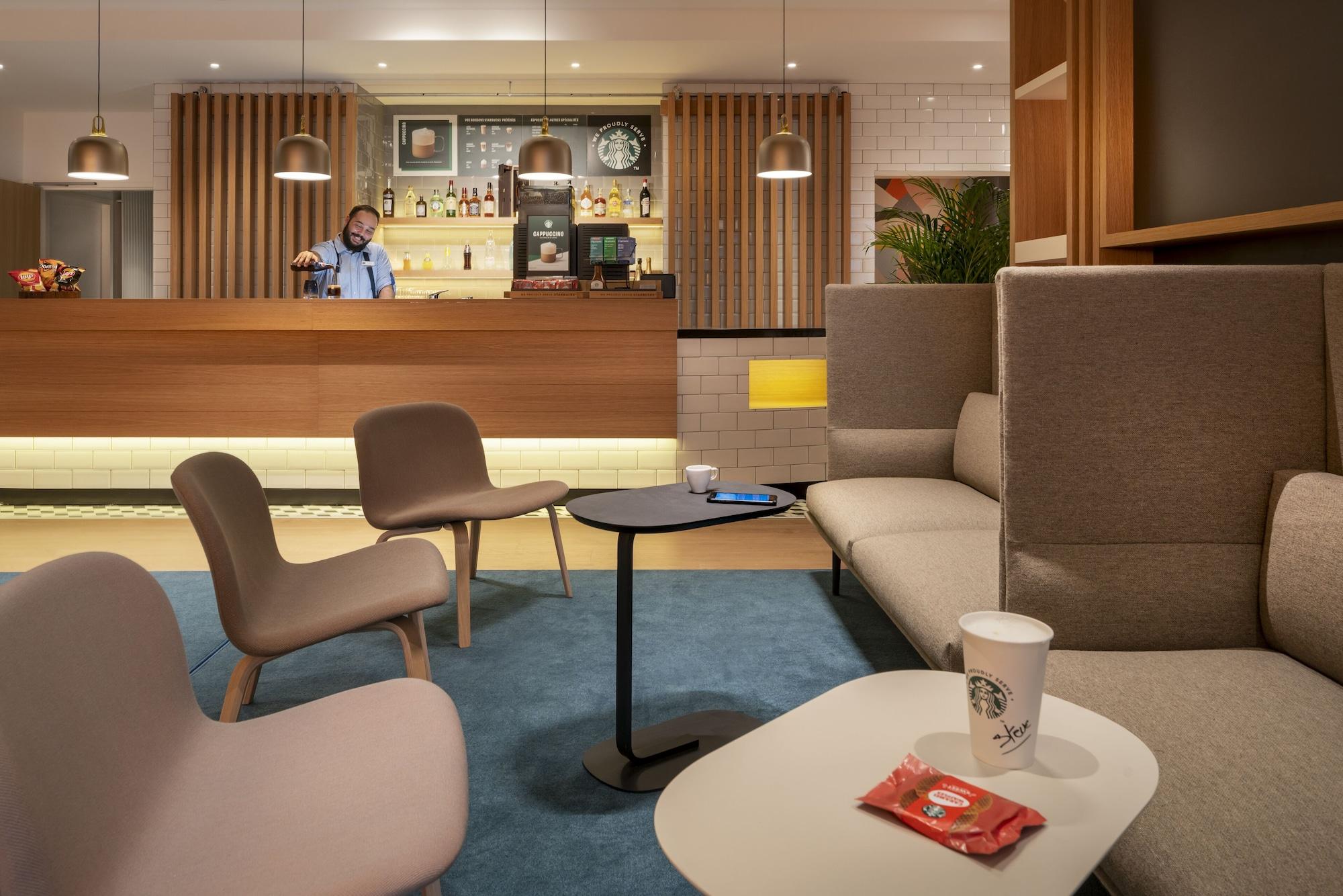 Bar/Salón Holiday Inn Express Marne La Vallee Val D Europe by IHG