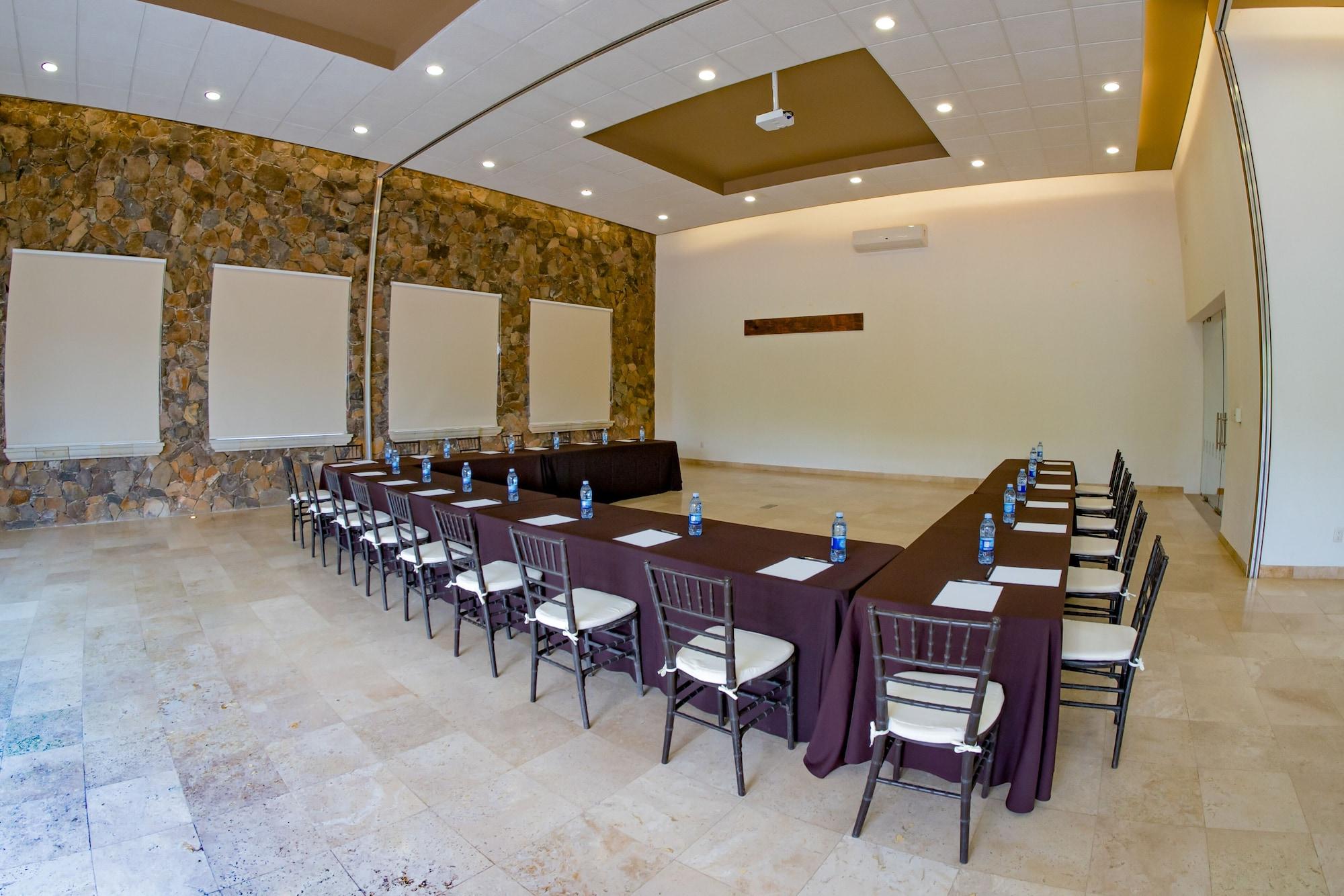 Sala de Reuniones Hotel Villa Mexicana Golf Resort