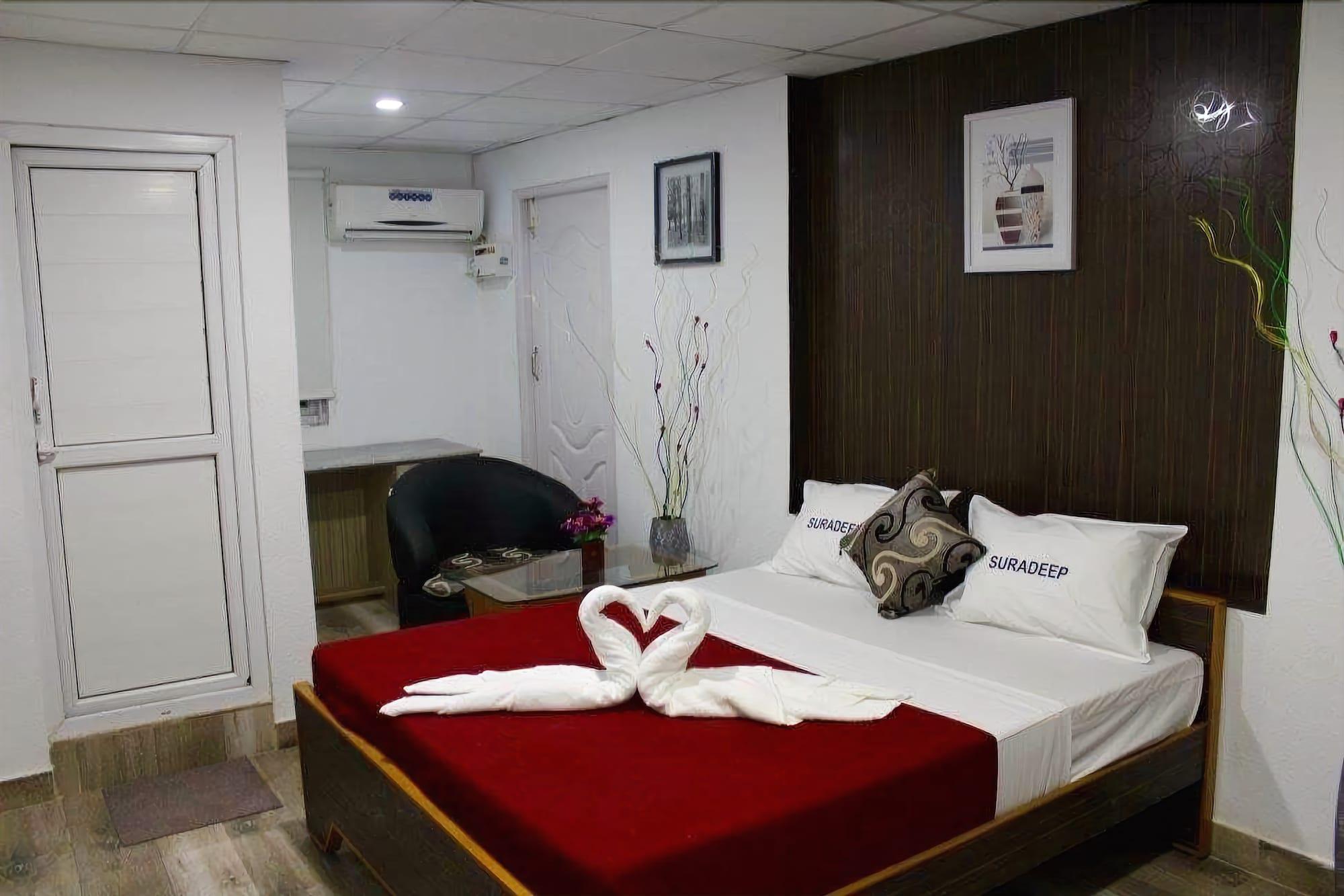 Vista Exterior Suradeep Residency