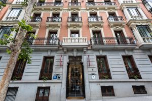Alojamiento - Petit Palace Lealtad Plaza