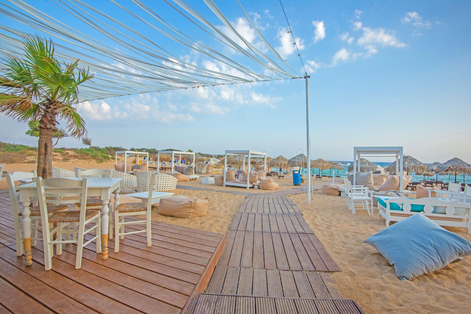 Playa Dome Beach Marina Hotel & Resort
