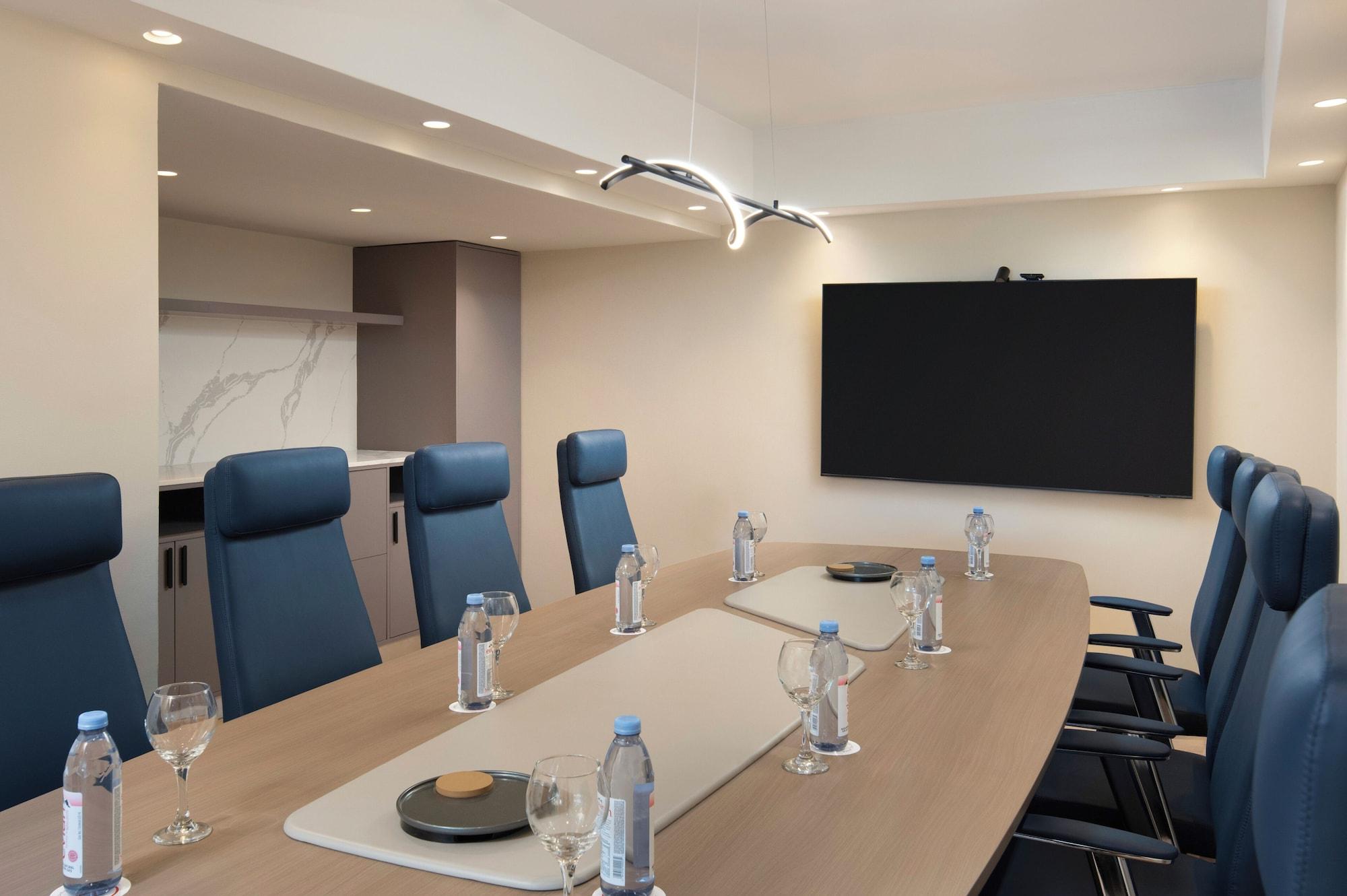 Sala de Reuniones Royal Beach Hotel Punta Cana A Jdv By Hyatt Hotel