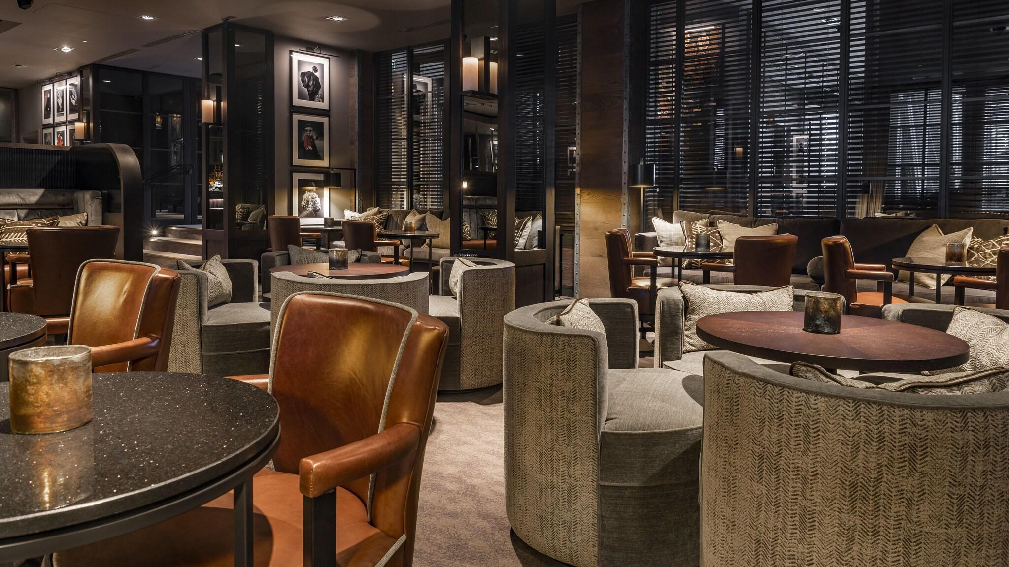 Bar/Salón Dakota Manchester