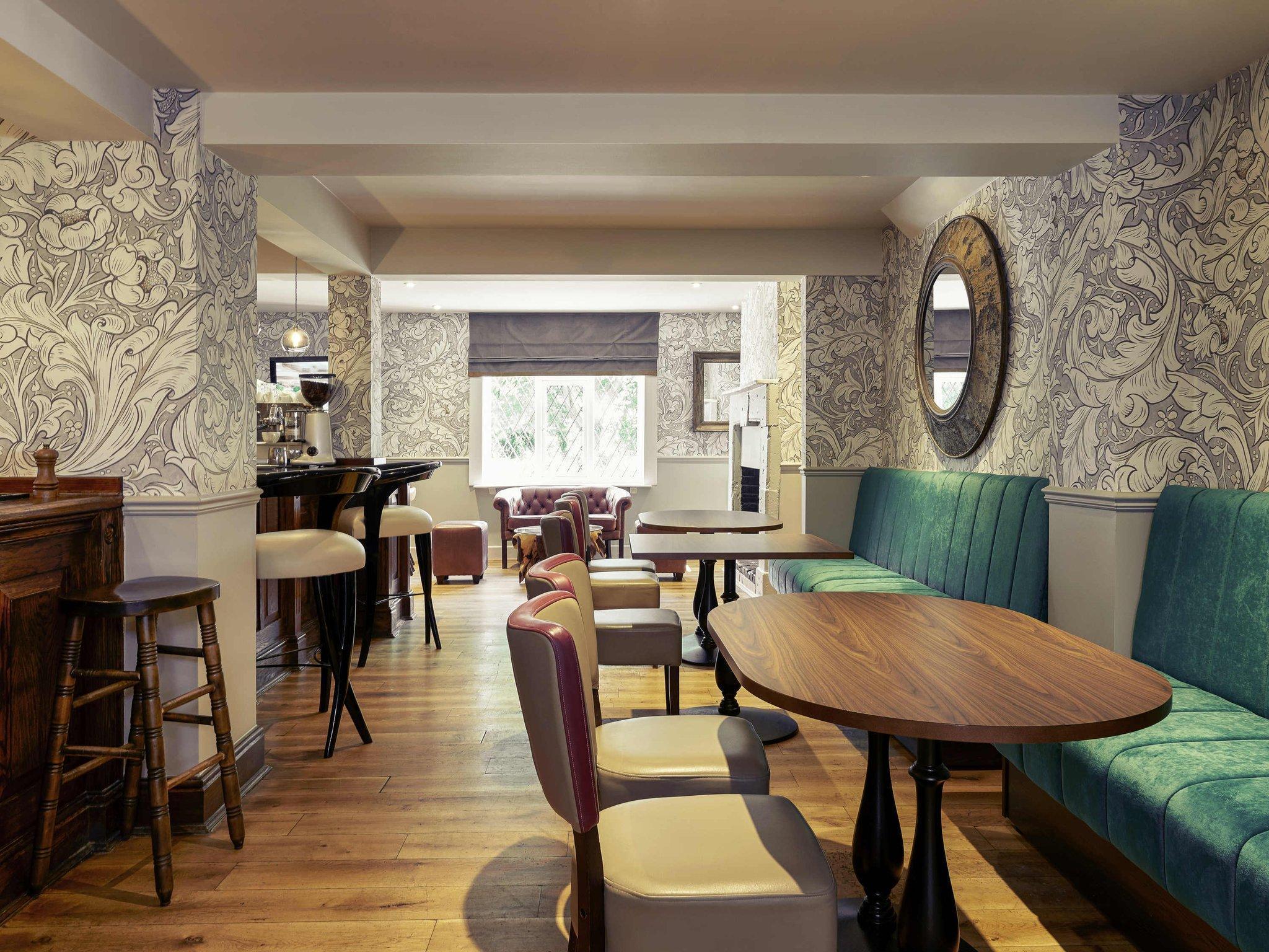 Vista Lobby Mercure Thame Lambert Hotel
