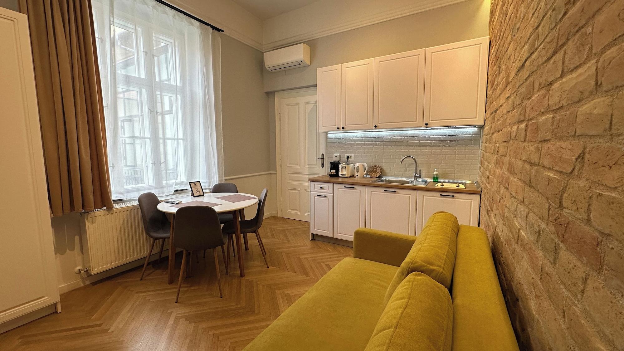 Equipamiento de Habitación Carol Residence | powered by NEO