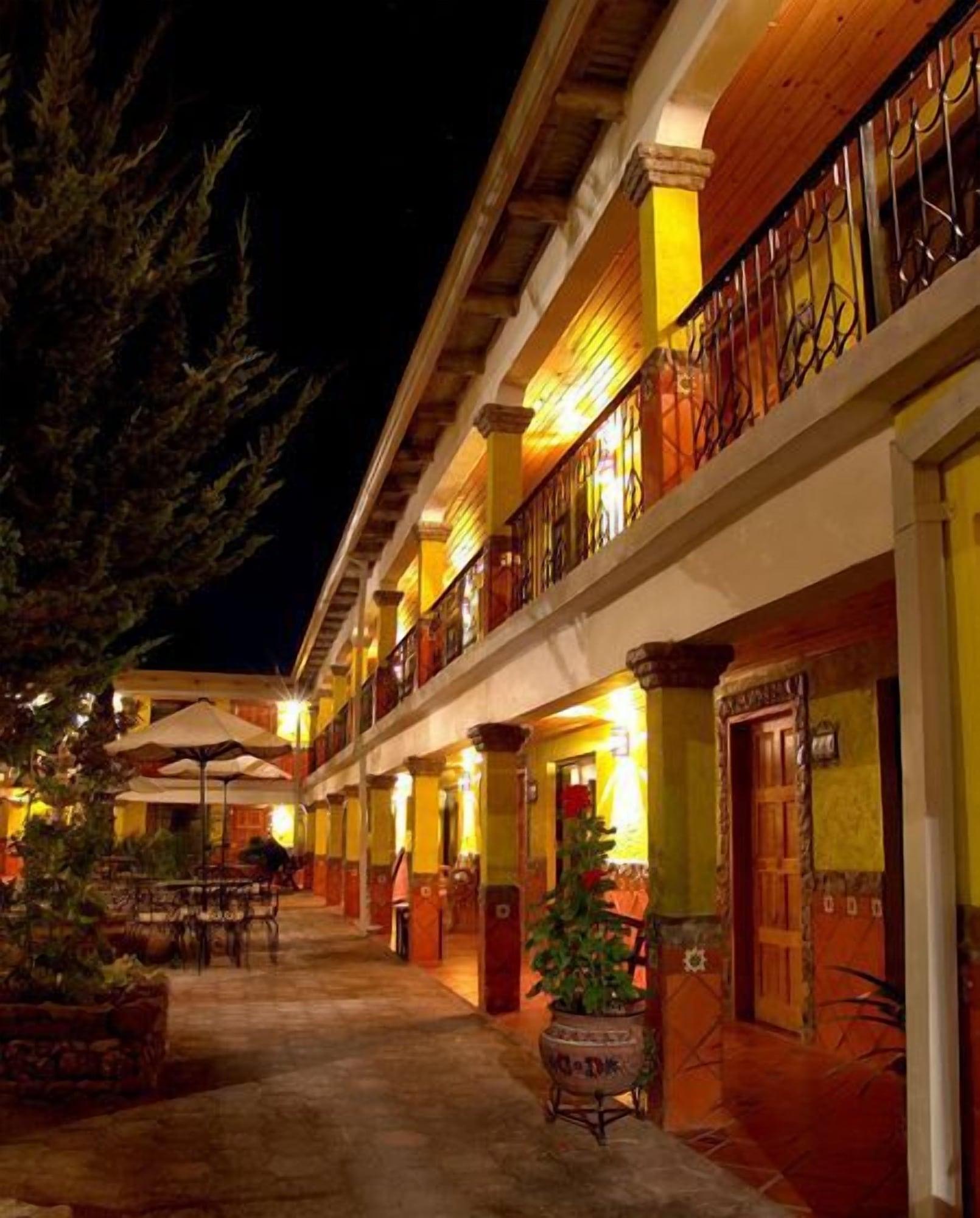 Varios Plaza Mexicana Margarita's Hotel